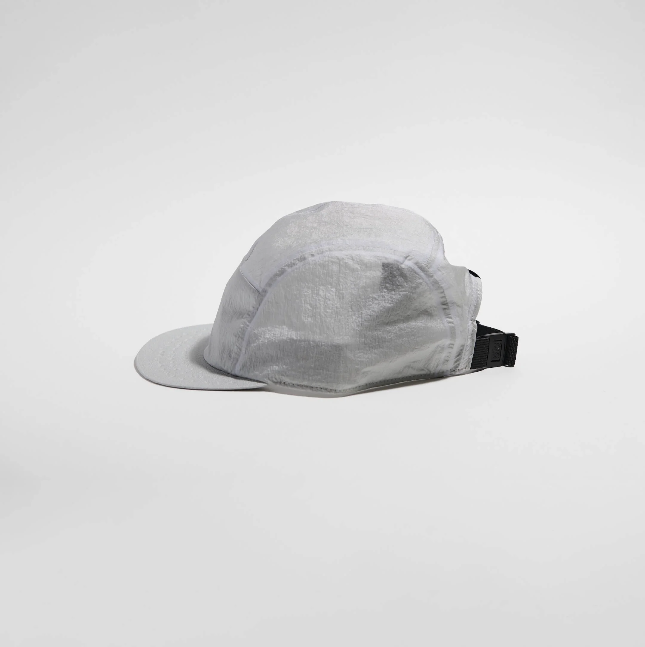 vaga-wind-resistant-cap-running-cap-light-grey-reverse-side.jpg