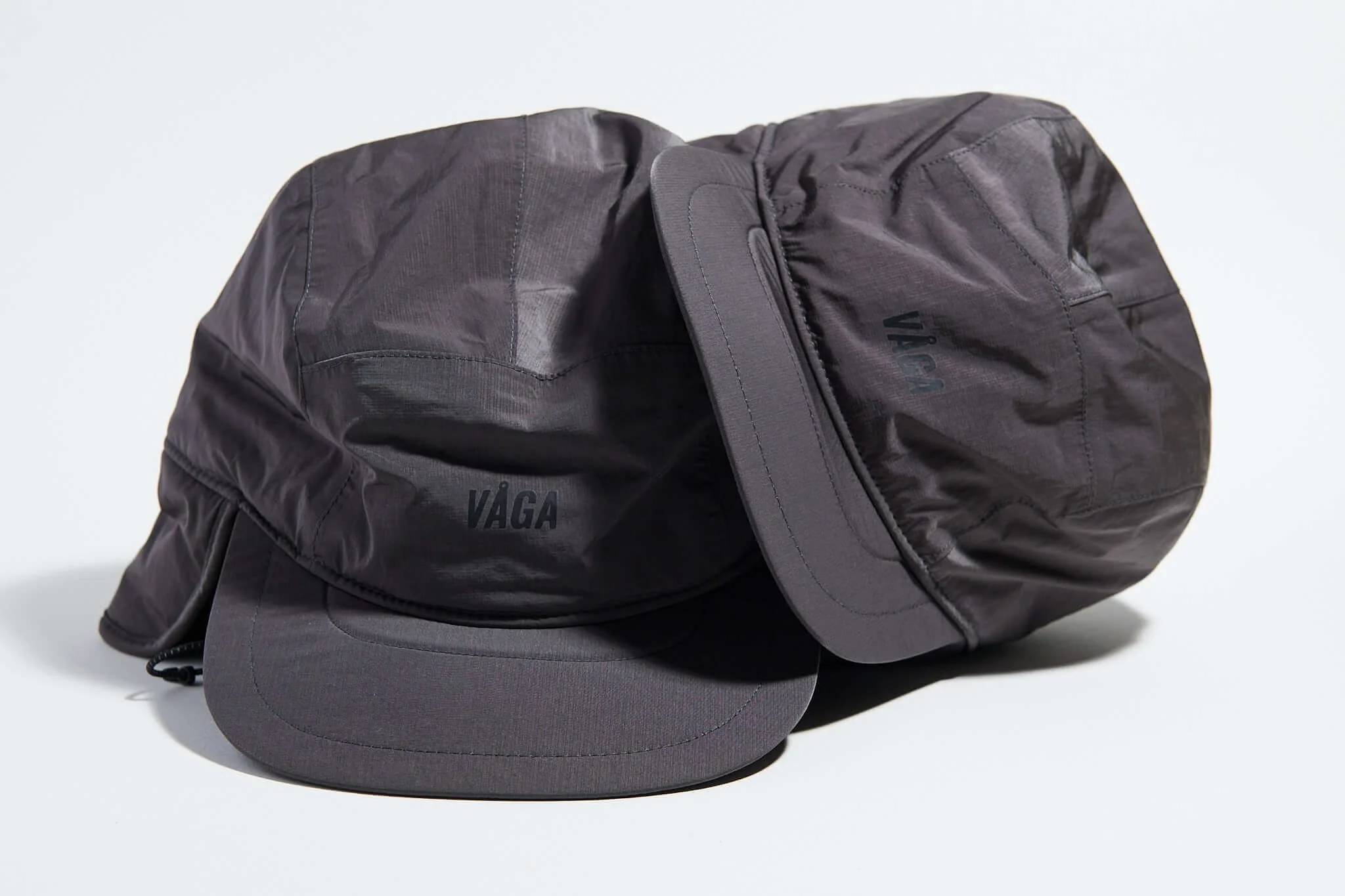 våga-padded-hiker-cap-mid-grey-together.jpg