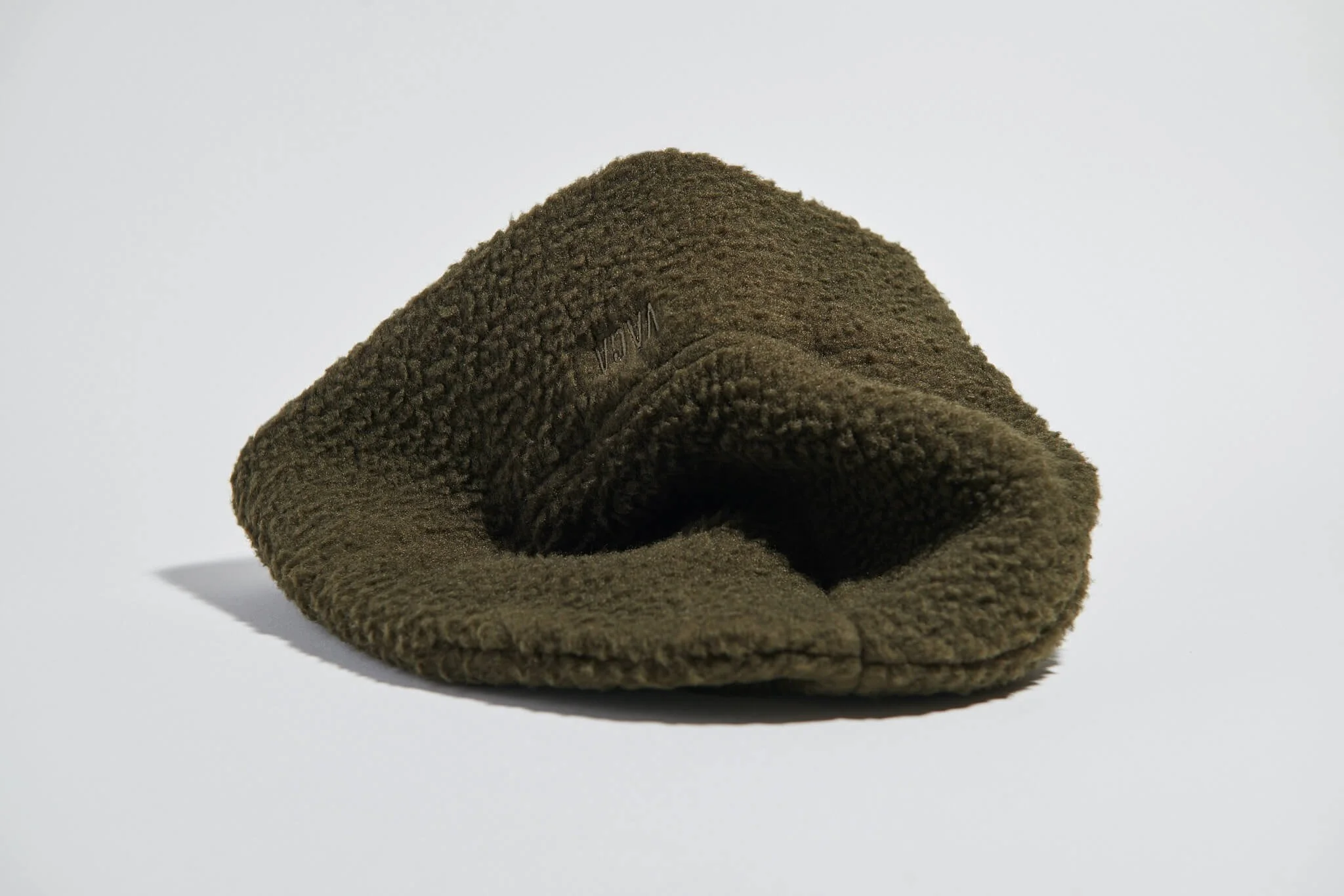 våga-teddy-fleece-beanie-utility-green-top.jpg