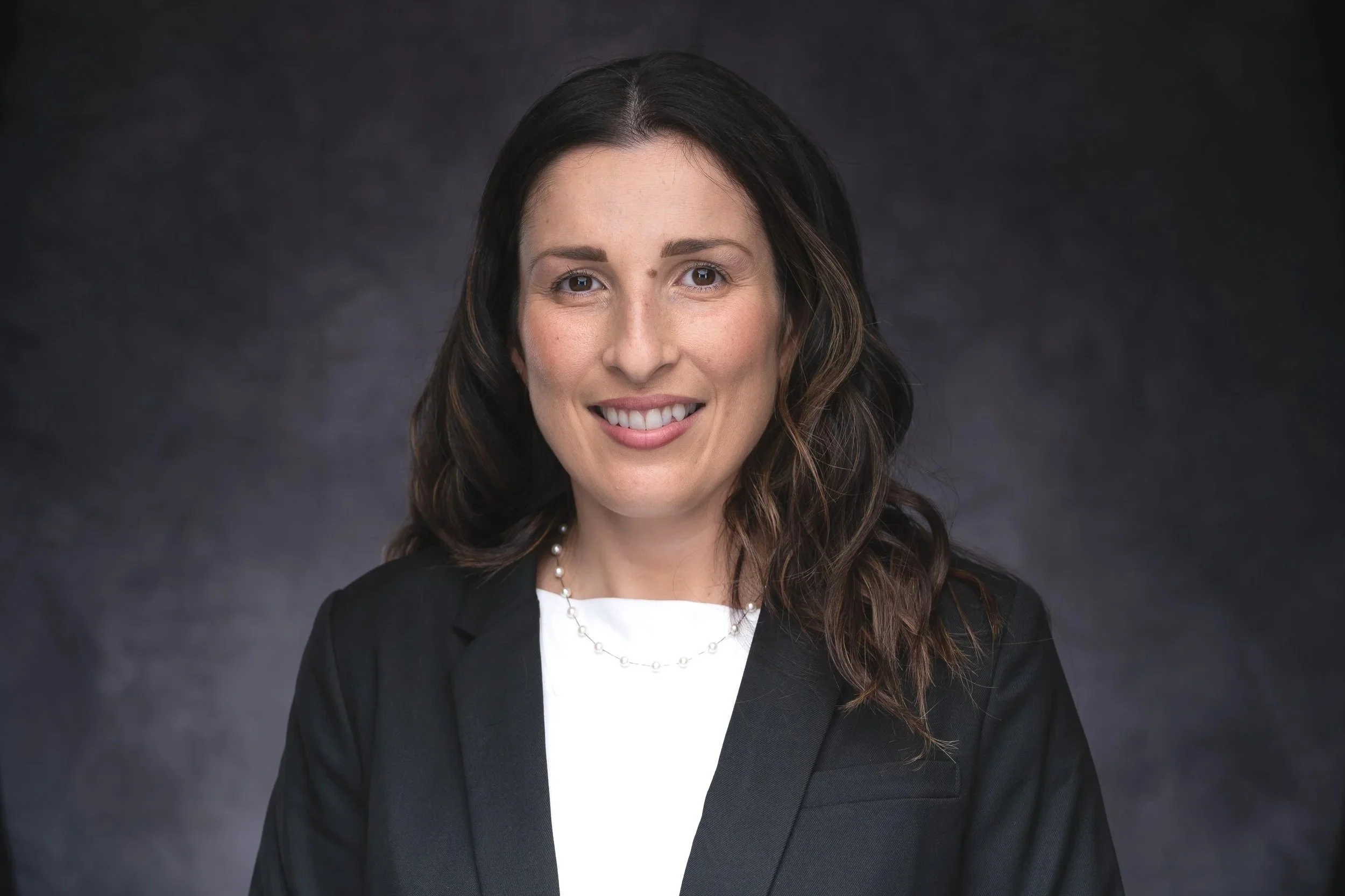 Professional-Headshot-Woman-Black-Blazer-White-Shirt-Smile