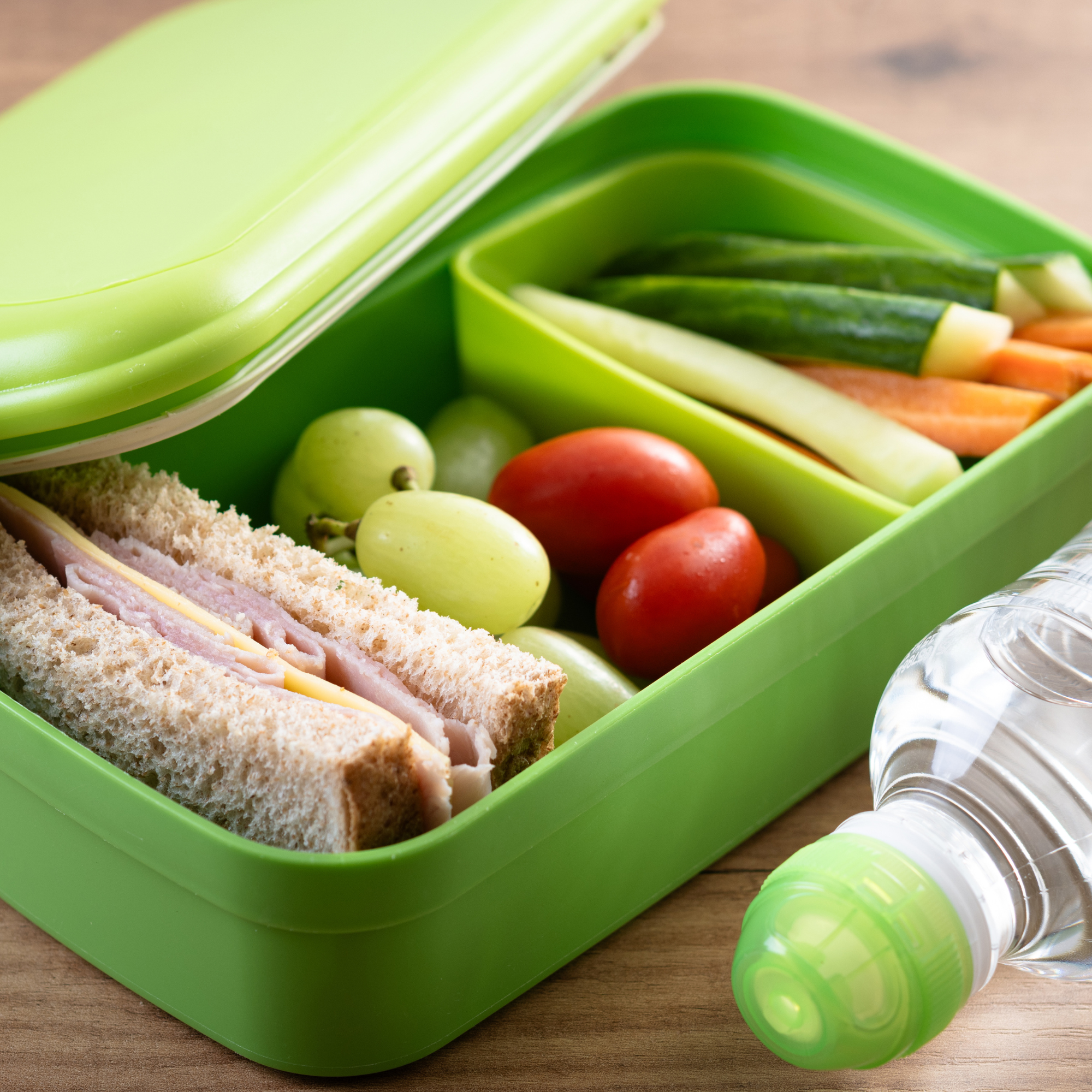 Healthy Snacks for School: Tooth-Friendly Options for the Lunchbox