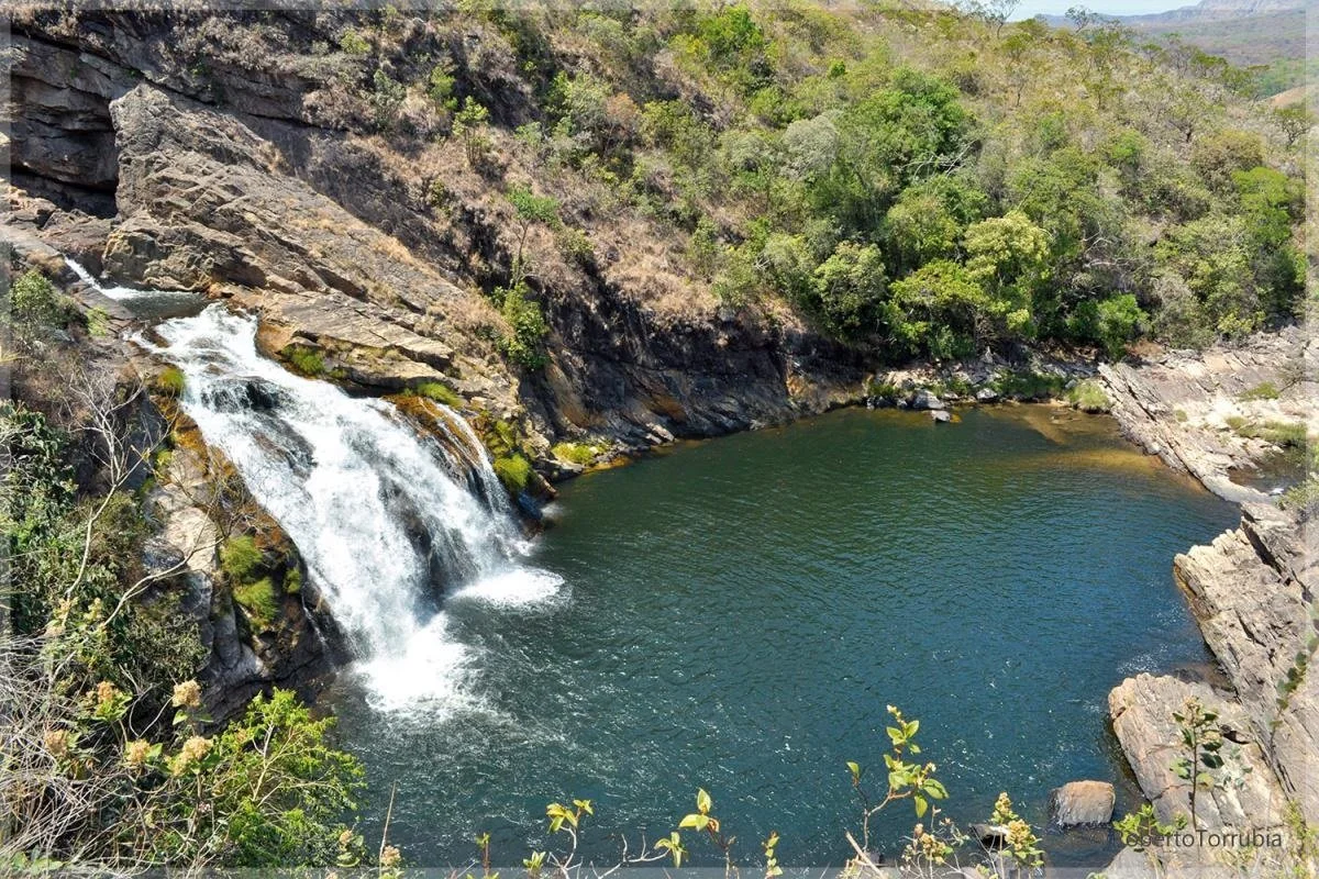 Quilombo waterfall1.jpg