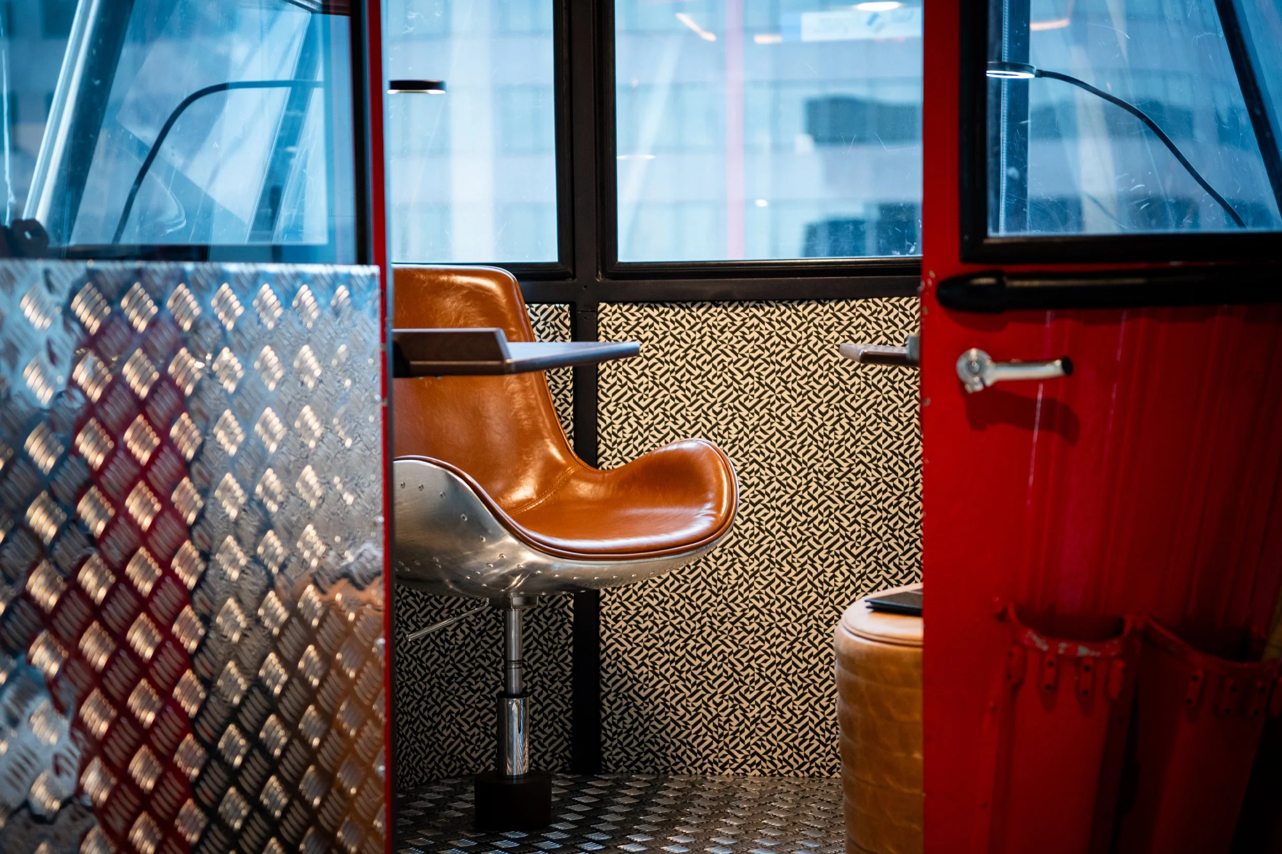 Gondola Supporting 1.jpg