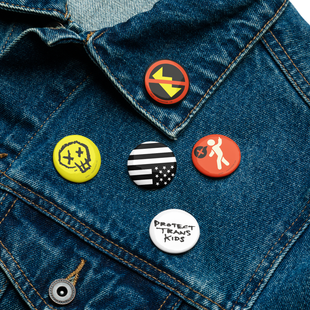 set-of-pin-buttons-white-1.25-front-67ca0a0cb996a.png