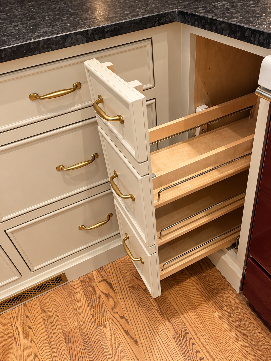 Narrow pull-out storage