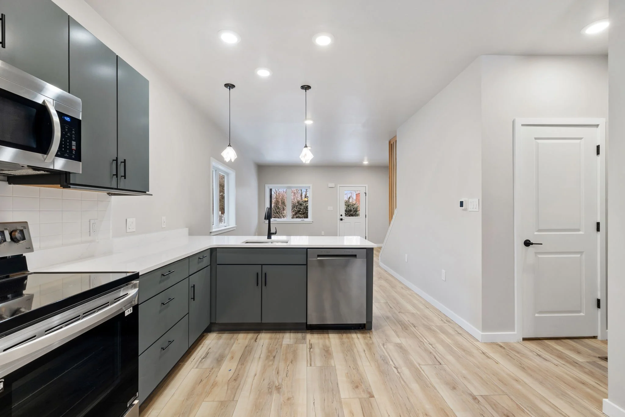 12-web-or-mls-prep_solutions_5207_columbo_st-11.jpg