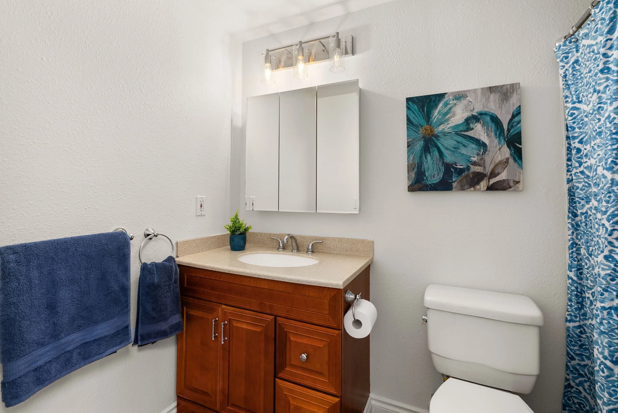 30-web-or-mls-4938 Hilton Rd NE, Olympia, WA_Luminate Media_30.jpg