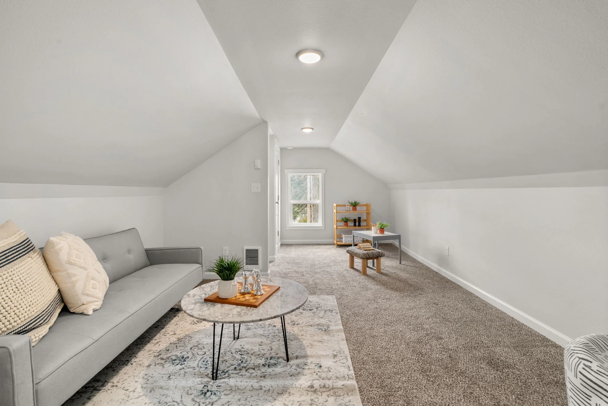 25-web-or-mls-418 S 3rd St, McCleary, WA_Luminate Media_025.jpg