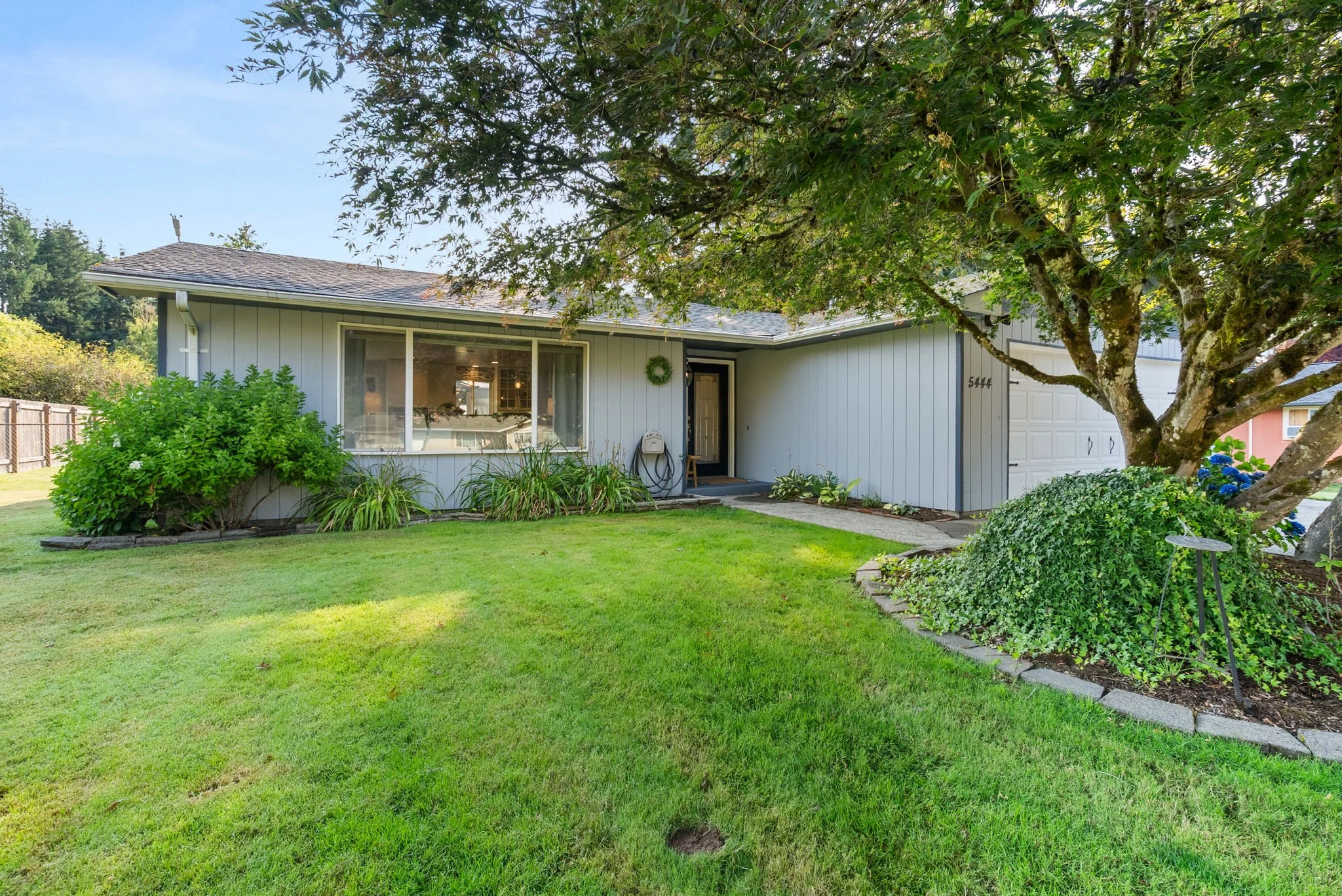 6-web-or-mls-5444 Anton Ct SE, Olympia, WA_Luminate Media_006.jpg