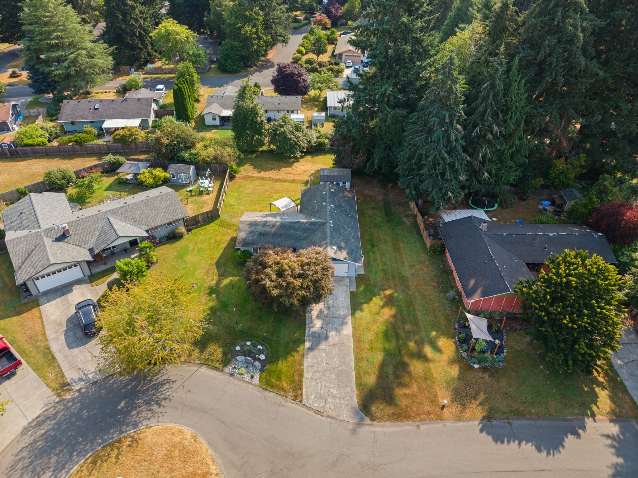 3-web-or-mls-5444 Anton Ct SE, Olympia, WA_Luminate Media_003.jpg