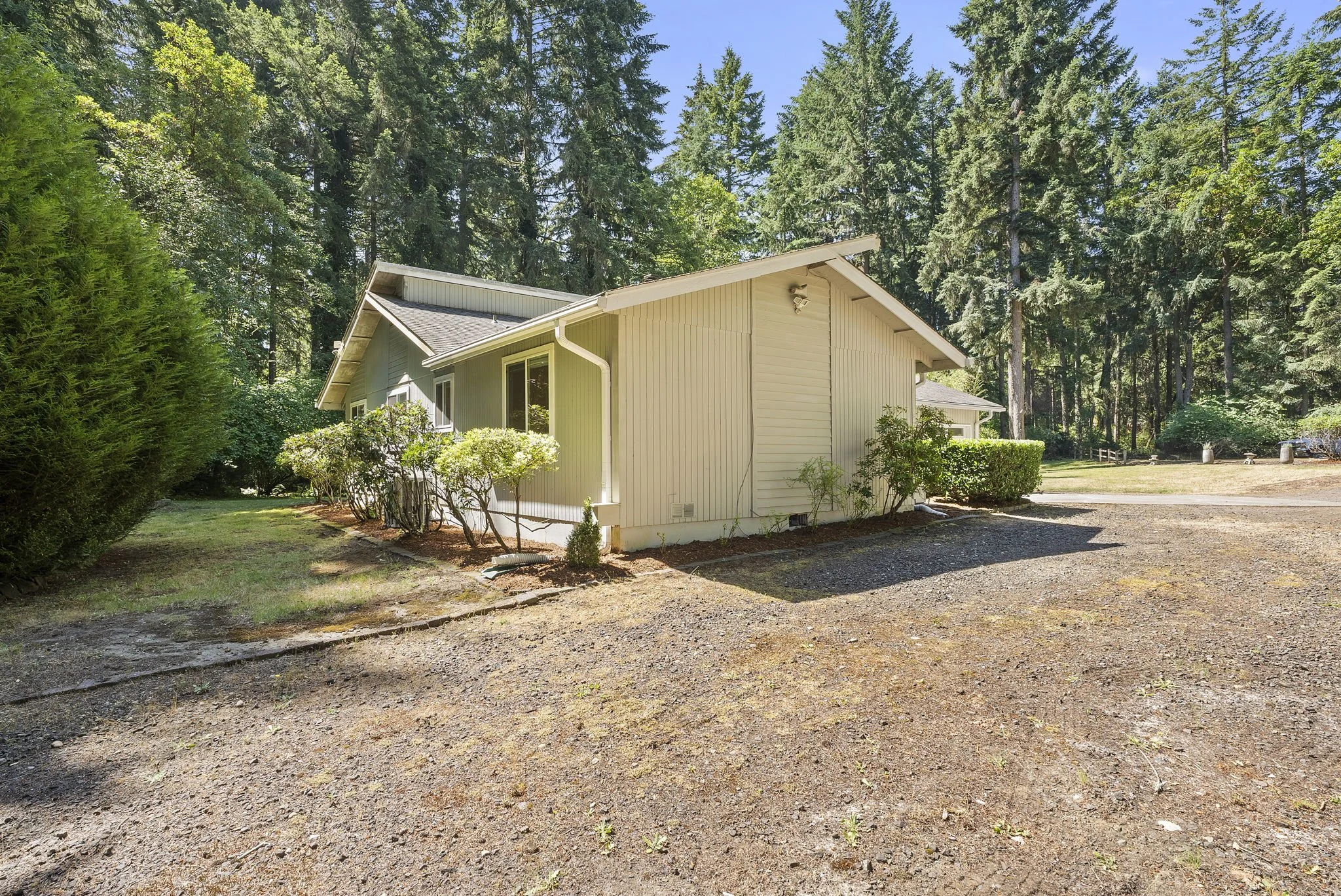 45-web-or-mls-4938 Hilton Rd NE, Olympia, WA_Luminate Media_45.jpg