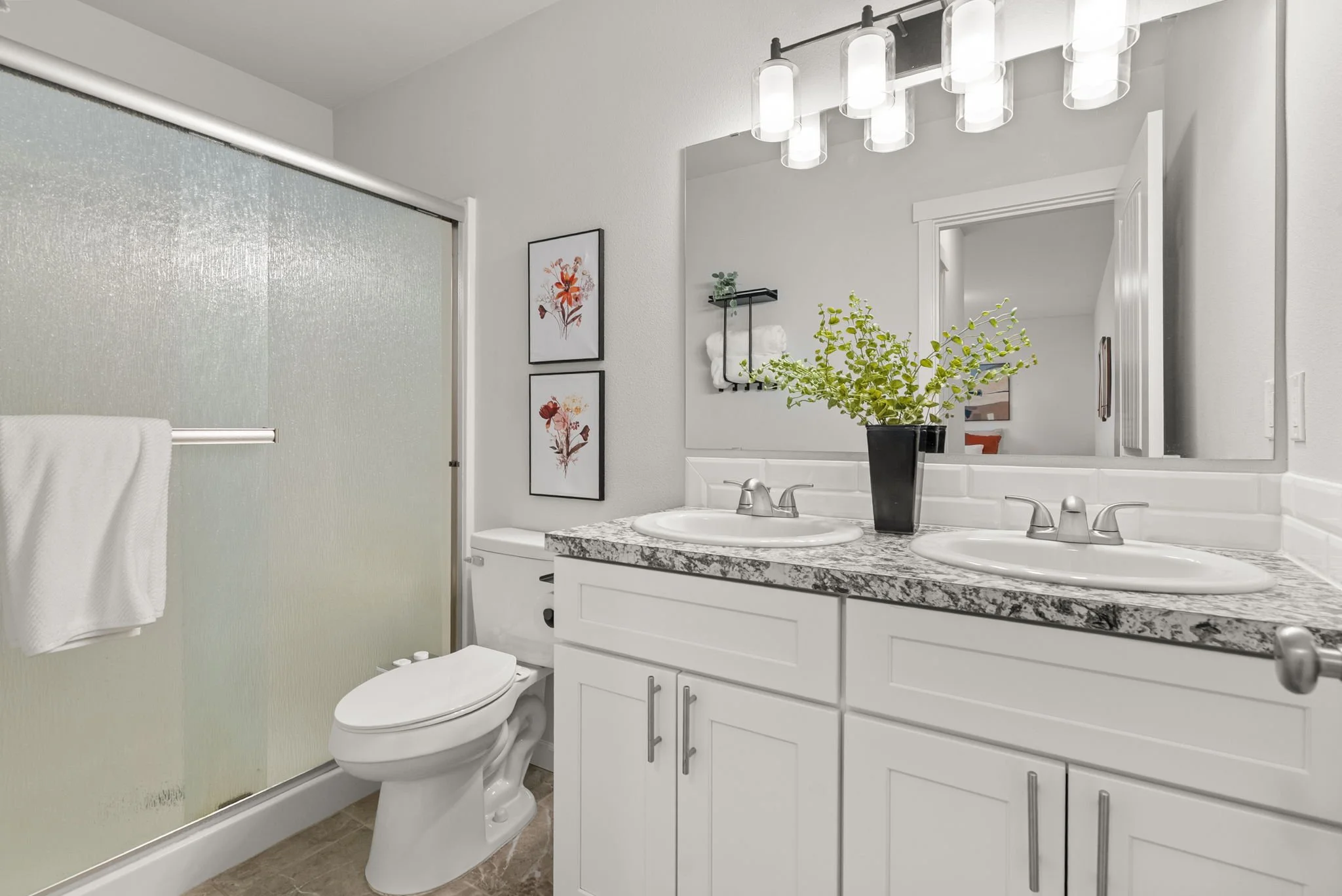 18-web-or-mls-418 S 3rd St, McCleary, WA_Luminate Media_018.jpg