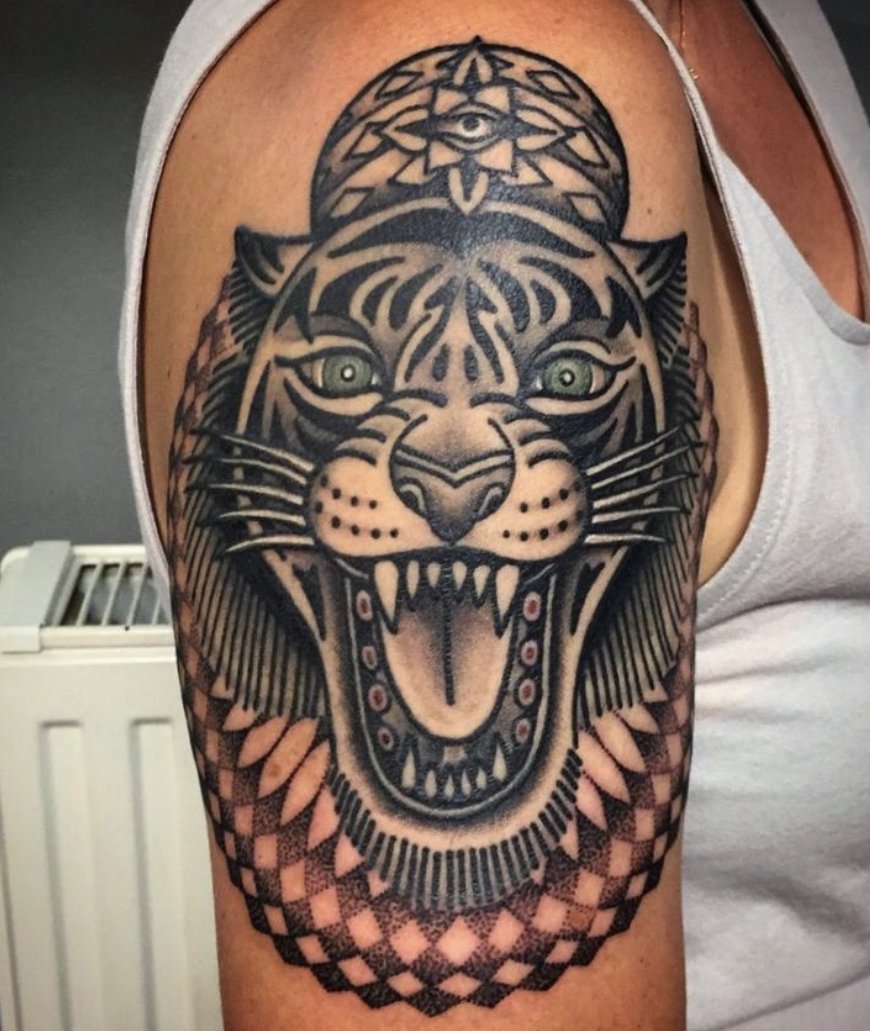 abstract old school traditional tiger