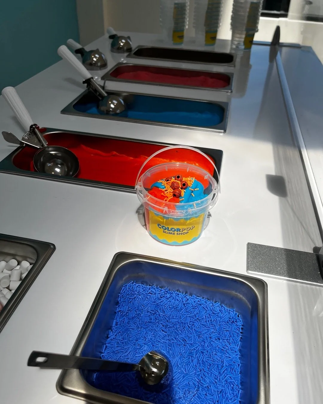 OK Knicks fans!

Manifesting the win(s) the only way we know how, with new slime flavors!

🧡 Orange Crush
💙 Blue Velvet
✨ Blue + orange sprinkles
🏀 Basketball mix-ins

If the Knicks win, you&rsquo;re welcome.

Come hit the Slime Shop, Southampton?