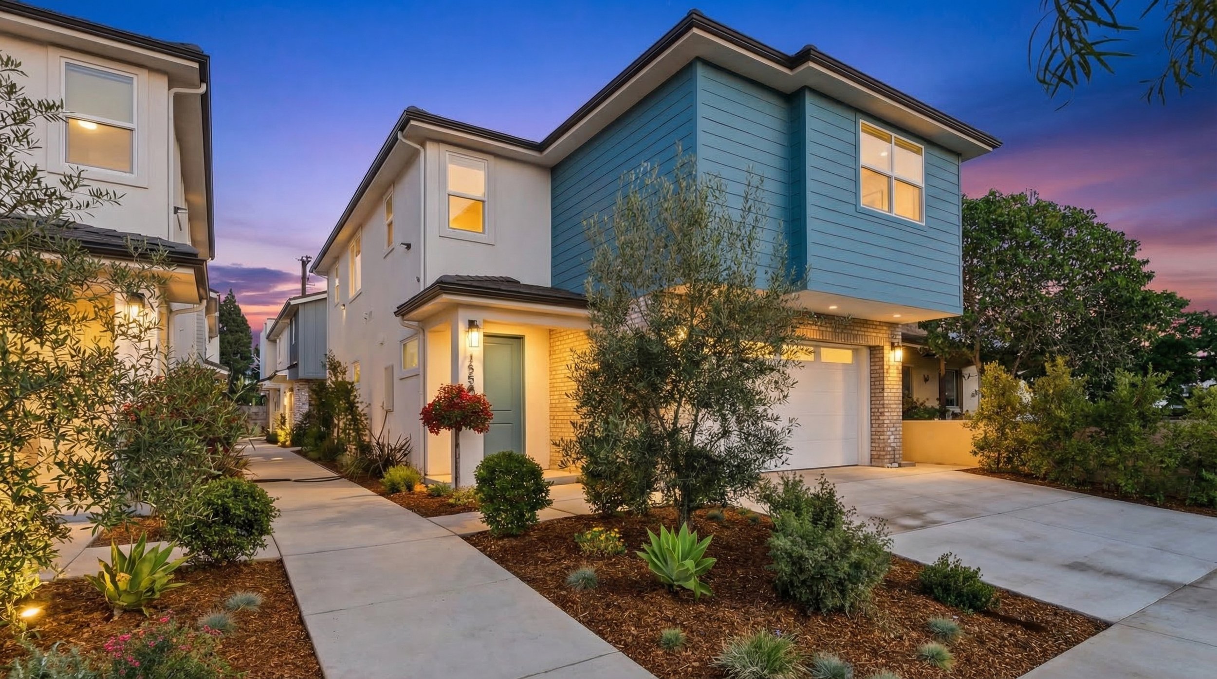 Twilights PwYwREPODlyTAy76esY36_dilf9hCb_00001.jpg