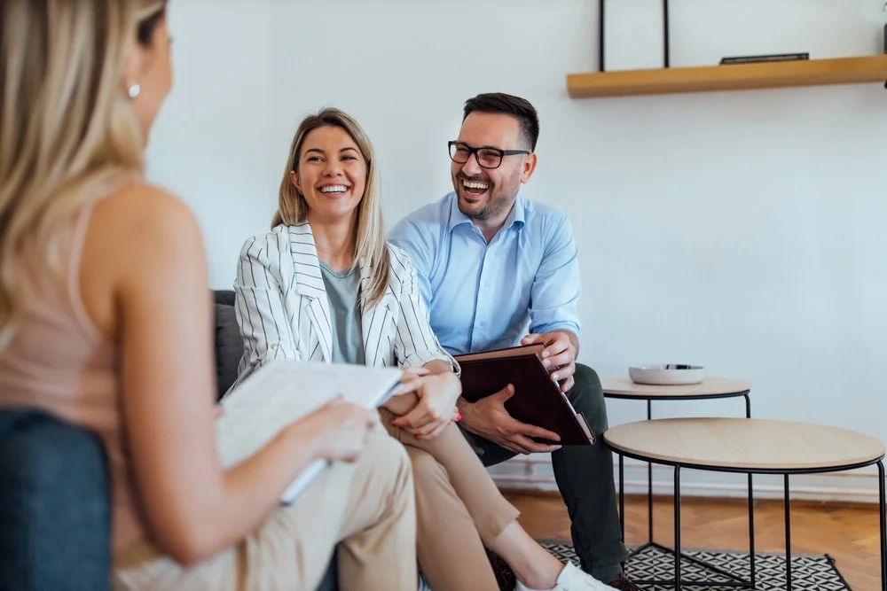 Couple engaged in marriage and couple therapy – strengthening emotional connection and communication at CogDiversified.