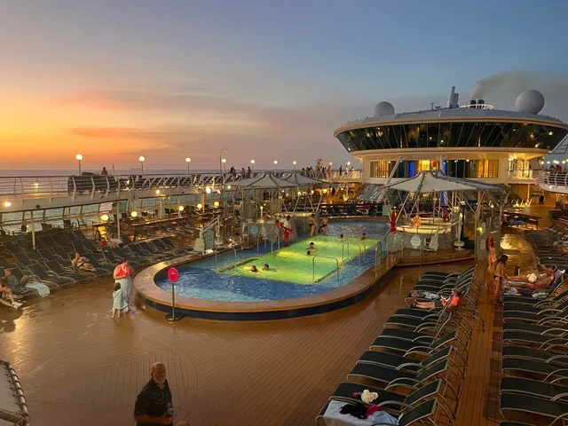 grandeur-of-the-seas-is-underrated-v0-jd19s6mju7gf1.webp