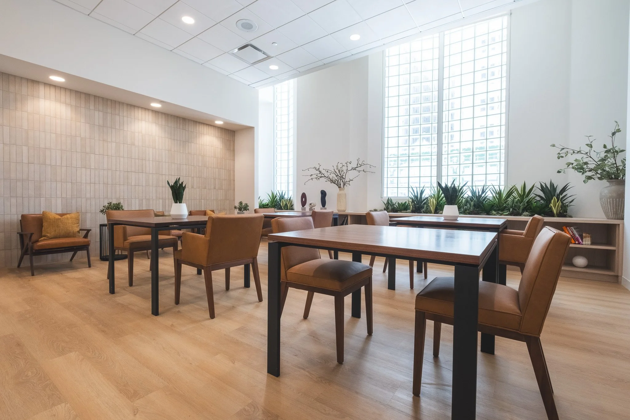 600 San Pedro_Interior_Community Center 4.jpg