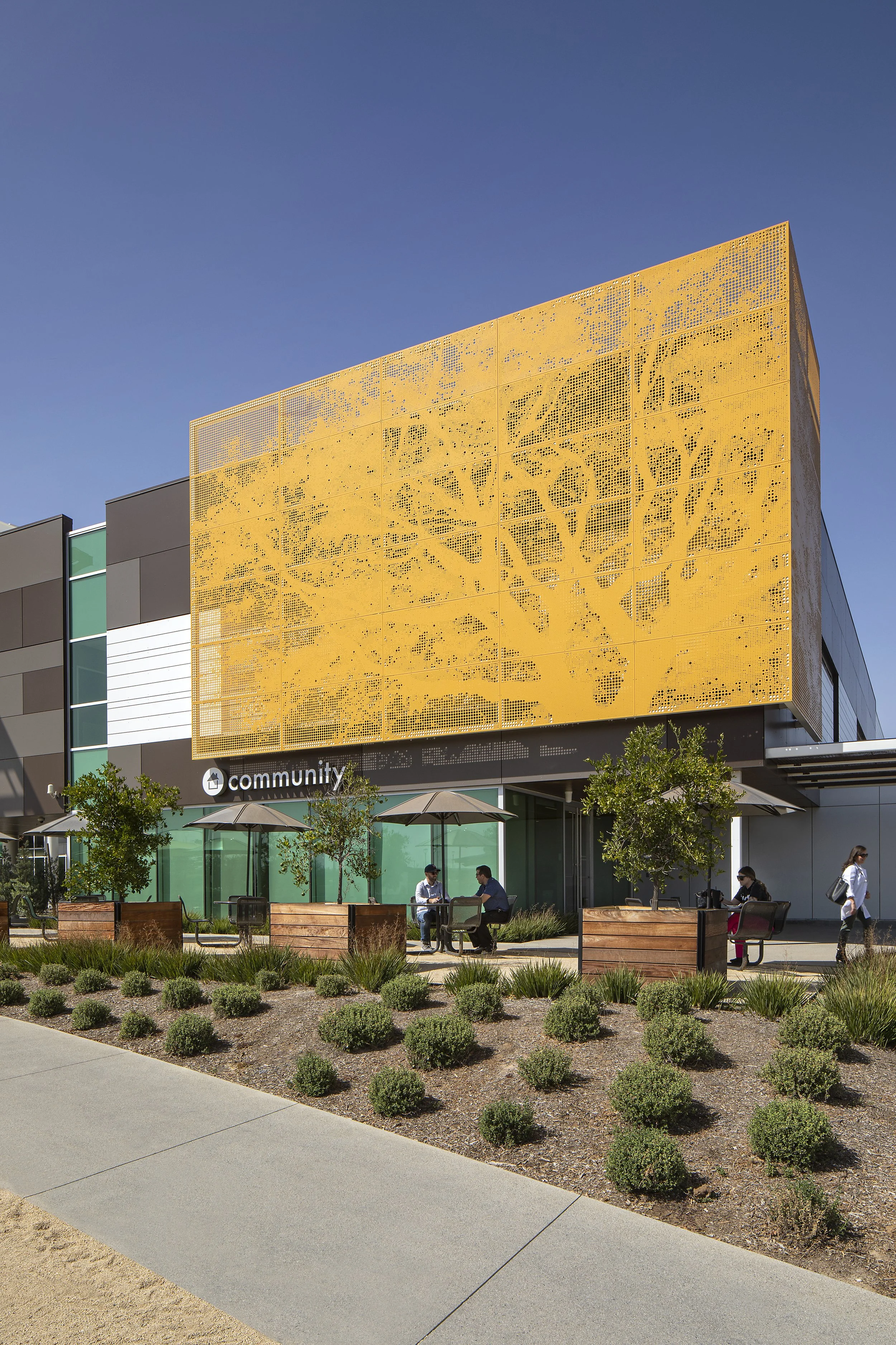 Kaiser Murrieta MOB_Exterior_Community 3.jpg