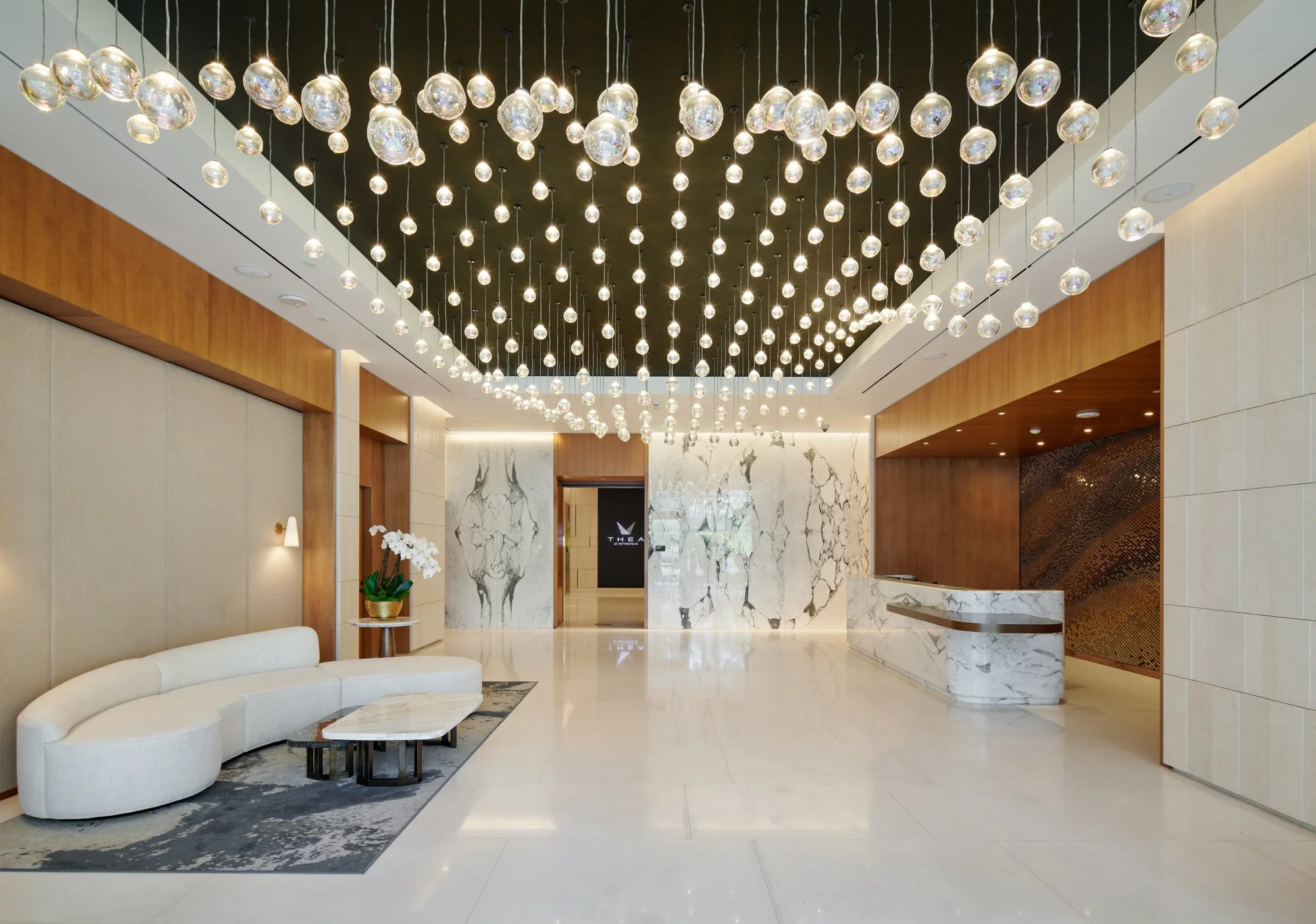 Metropolis_Interior_Lobby 2.jpg