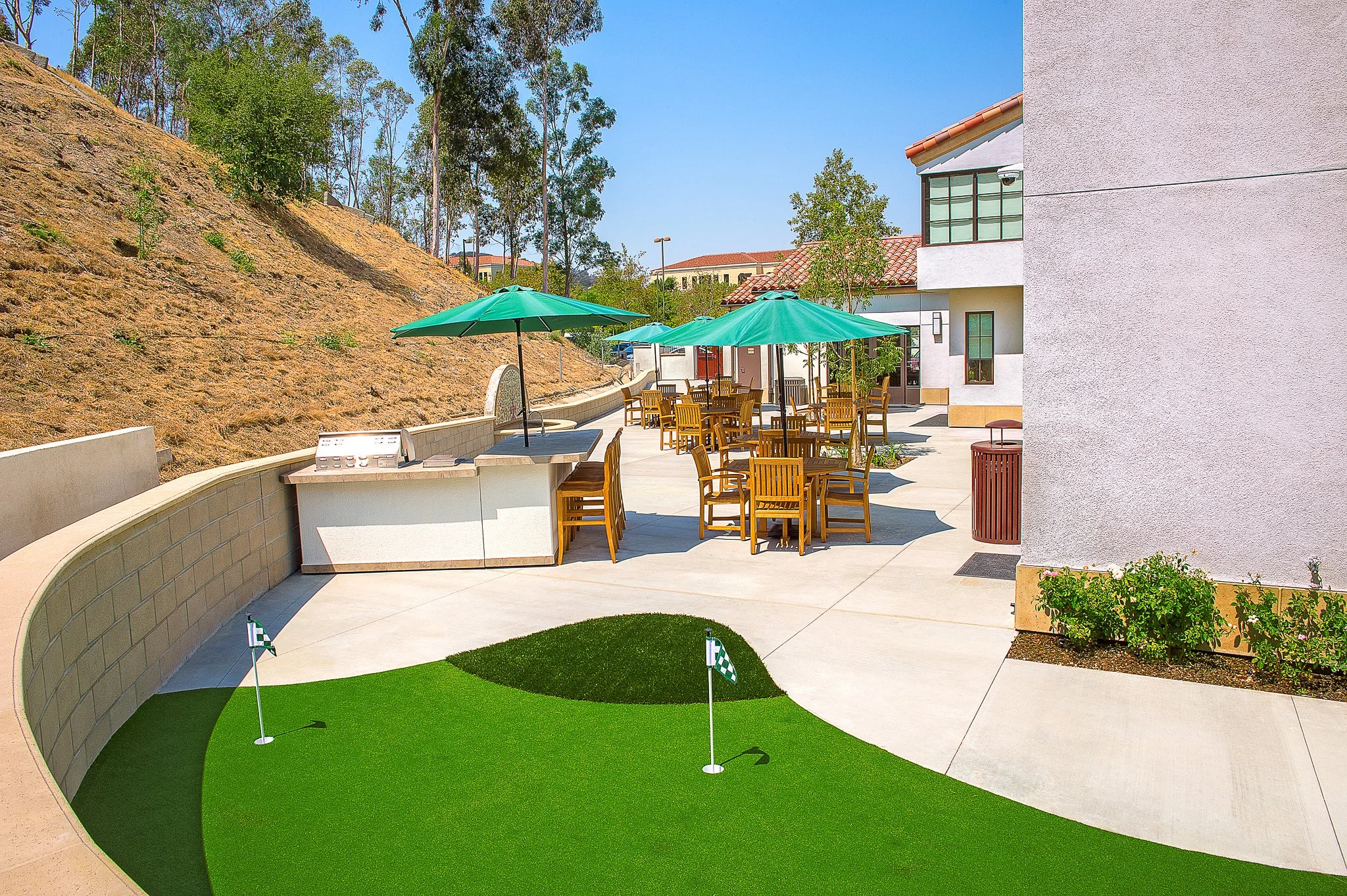 Calabasas Senior Center - Putting Green (JPG).jpg