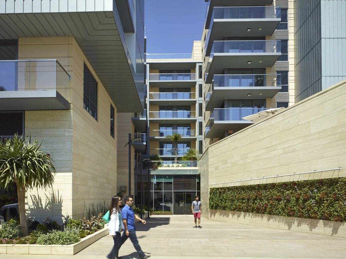 Village at Santa Monica_Exterior_Entrance 3.jpg