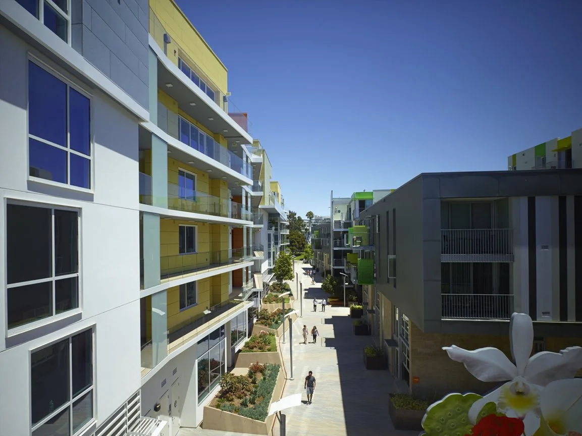 Village at Santa Monica_Exterior_Walkway 8.jpg
