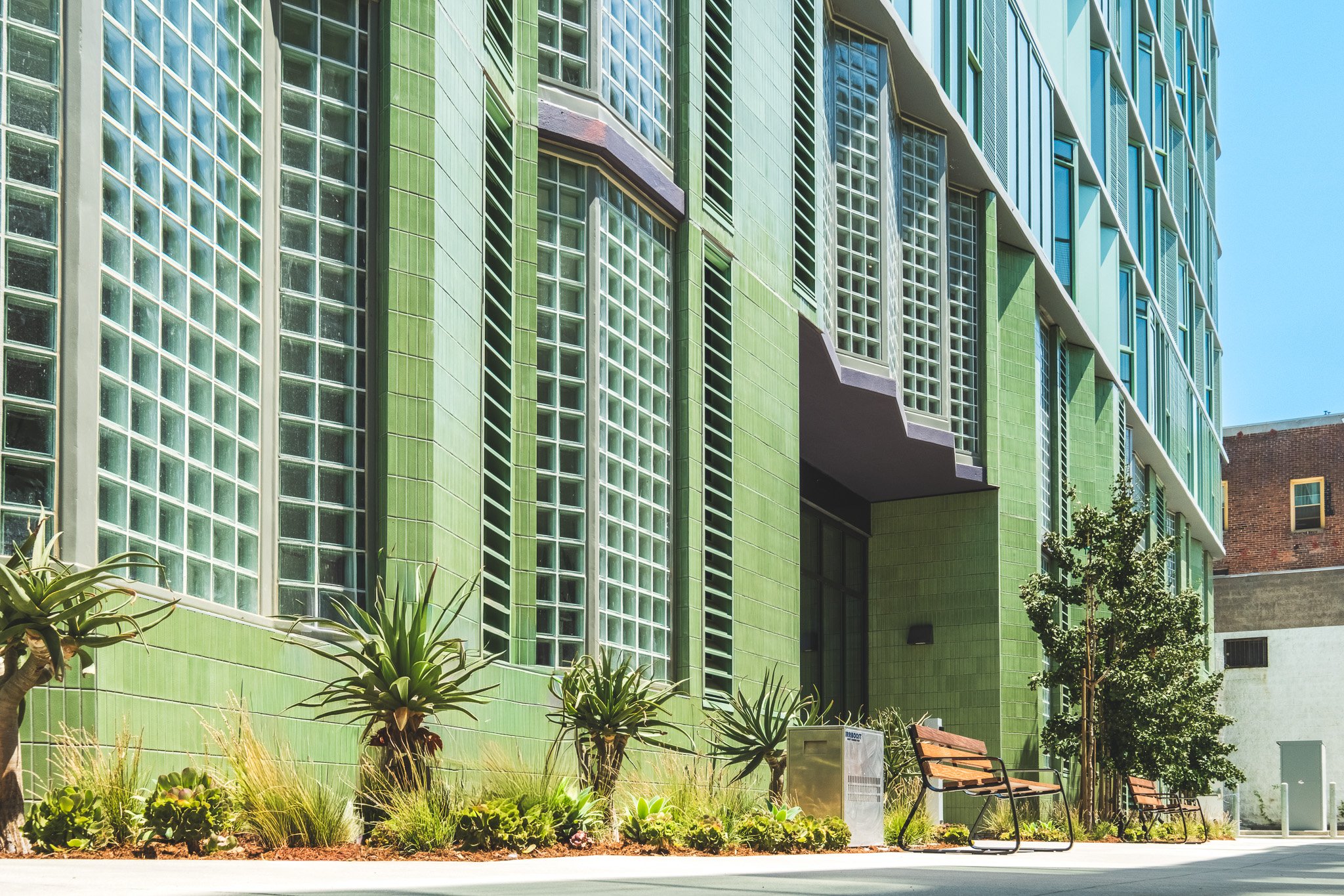 600 San Pedro_Exterior_Entrance 4.jpg