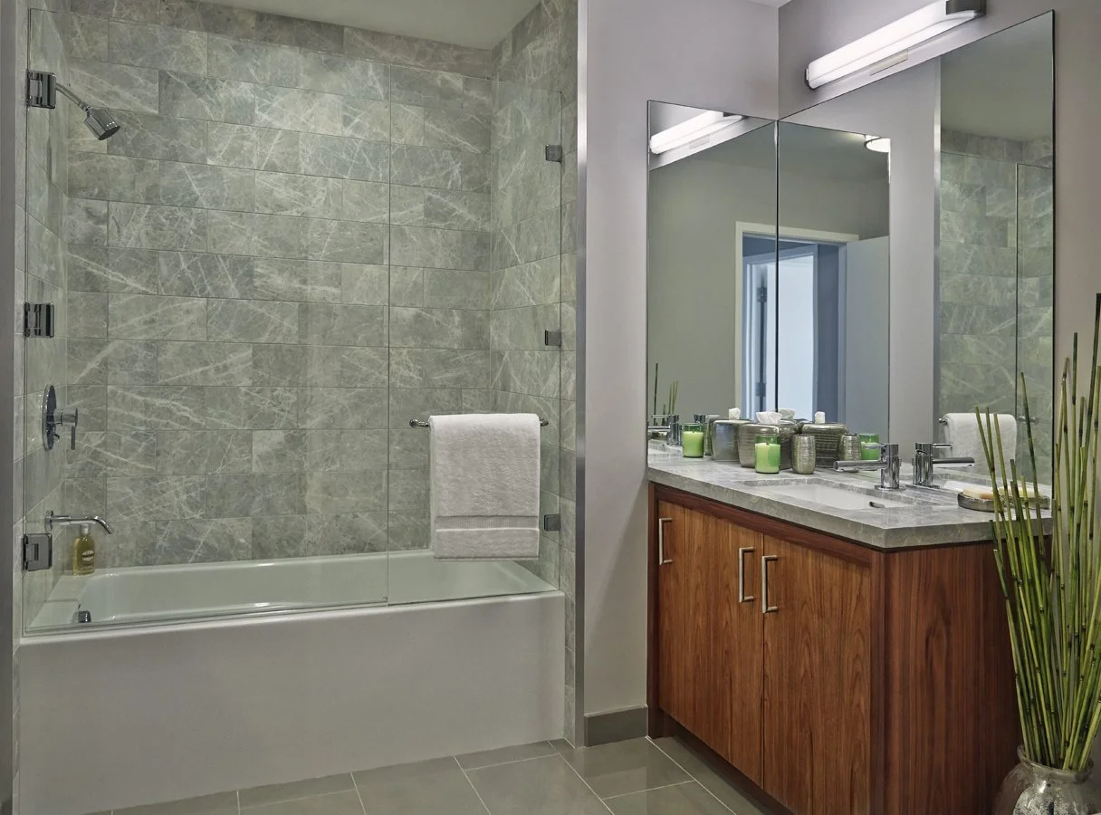 EMERSON-RM-1505 Bath.jpg