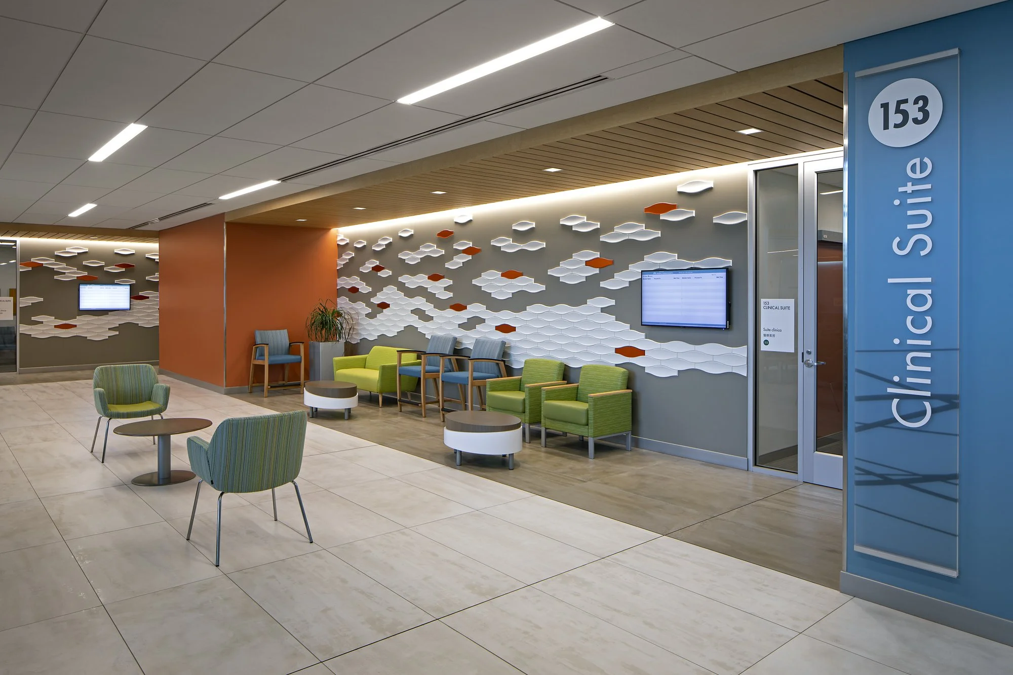 Kaiser Baldwin Park MOB_Interior_Waiting Area 2.jpg