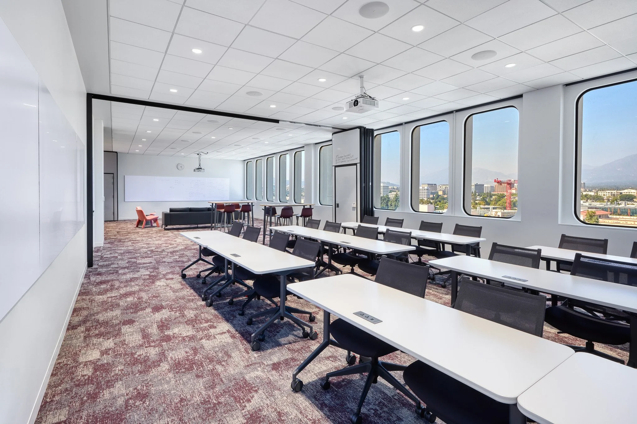 Caltech 8th floor AIM_ Interior_Learning Space 4.jpg