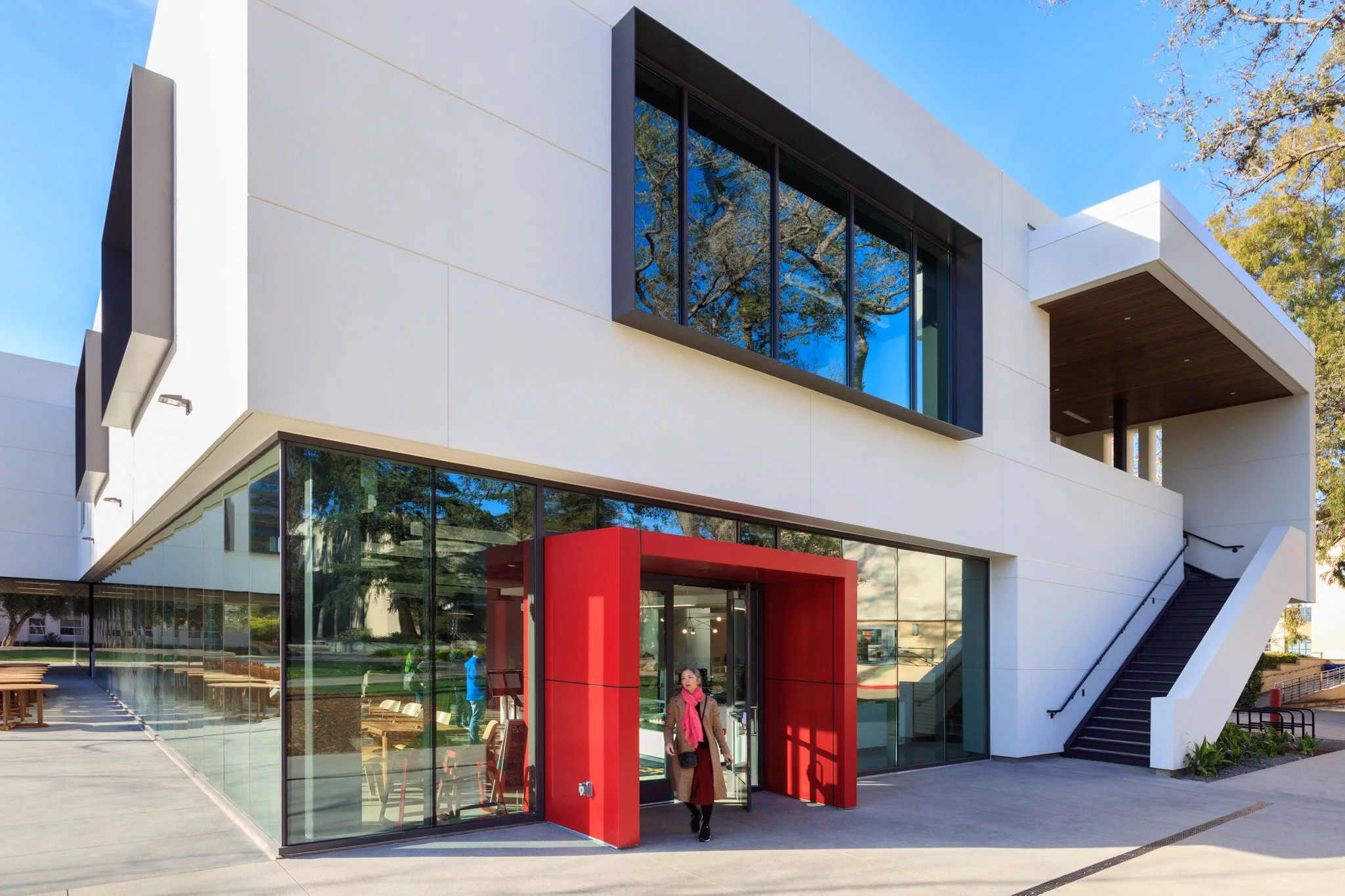 Caltech Hameetman_Exterior_Back 3.jpg