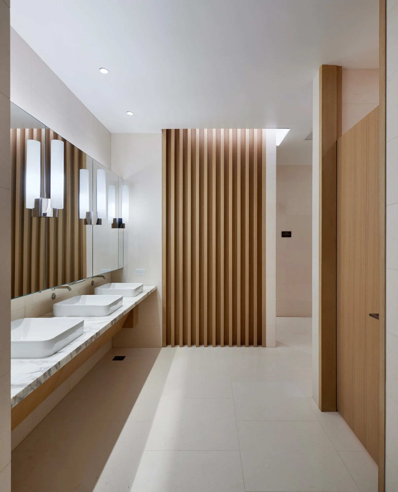 Metropolis_Interior_Locker Room 1.jpg