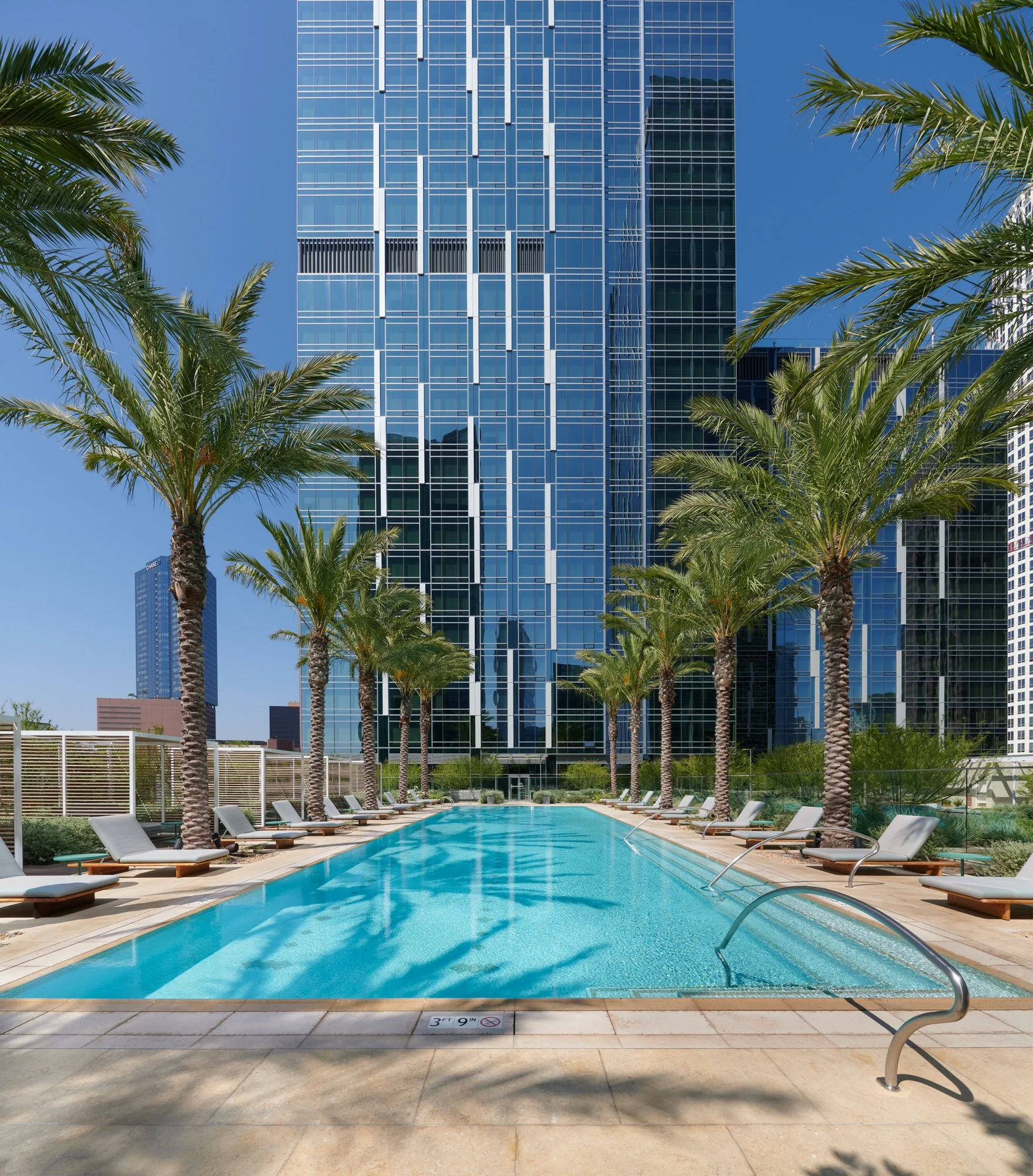 Metropolis_Exterior_Pool 1.jpg