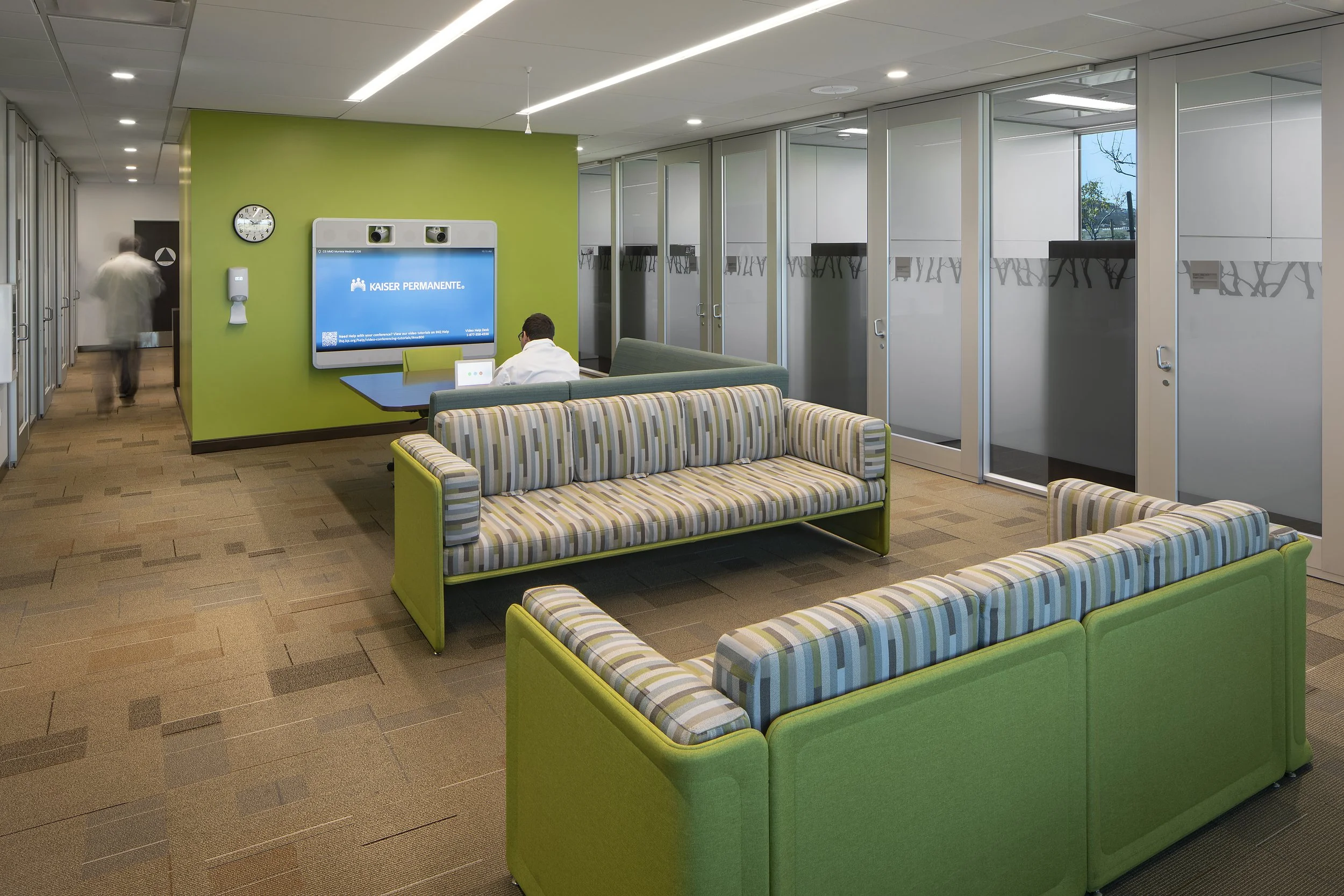 Kaiser Murrieta MOB_Interior_Seating Area 3.jpg