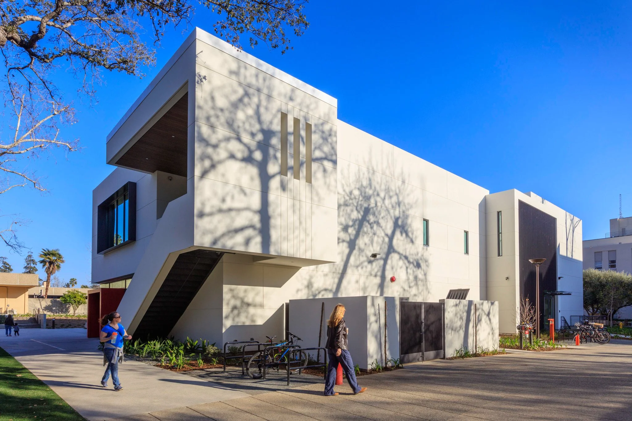 Caltech Hameetman_Exterior_Side.jpg