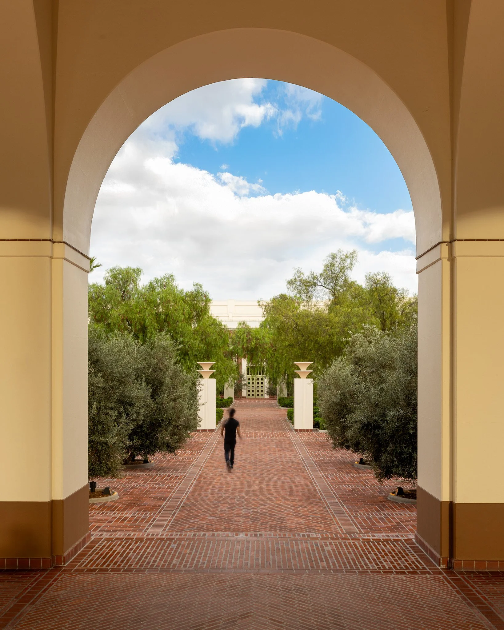 LAUS_South Patio_Exterior_Arch way.jpg