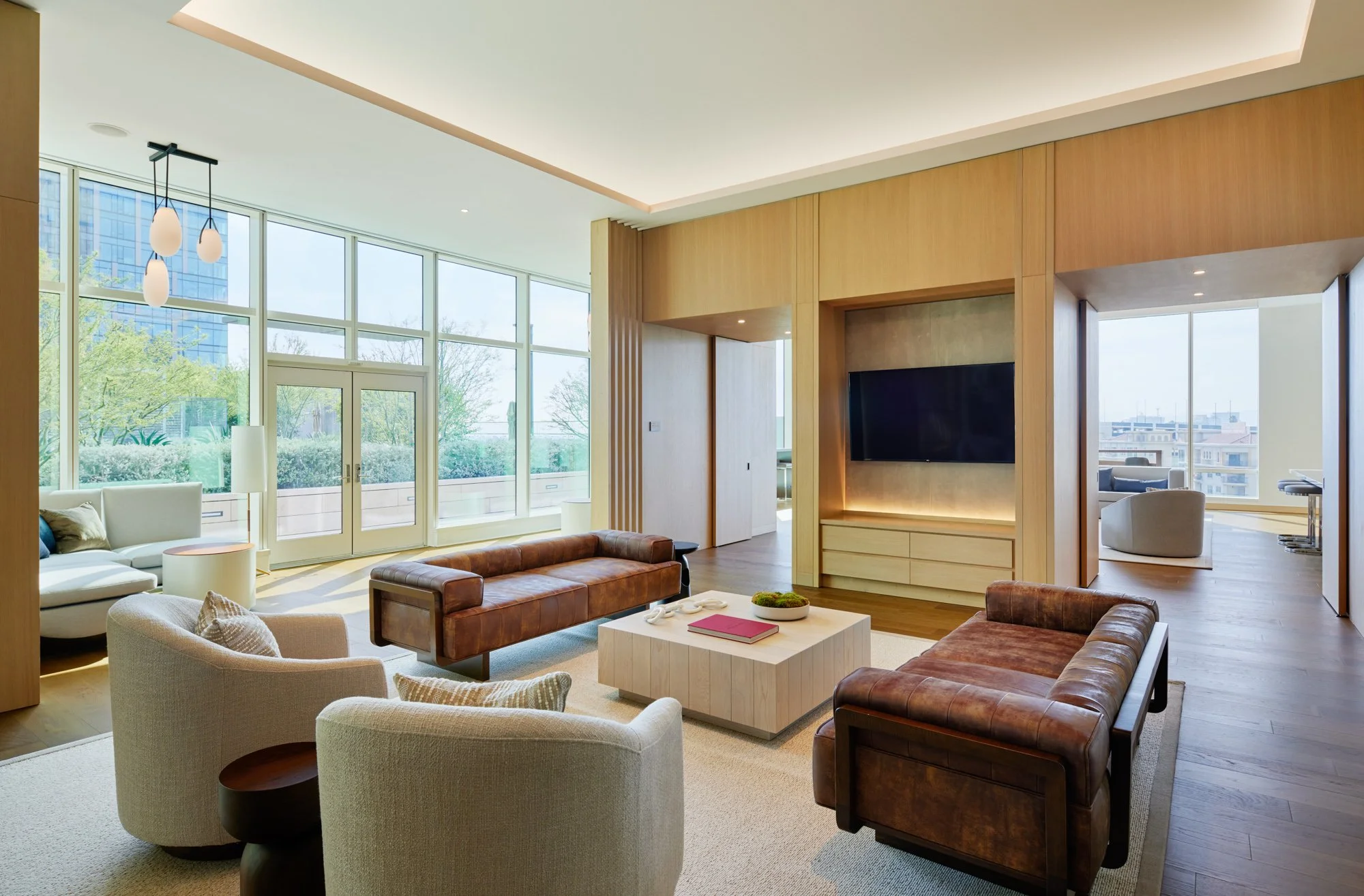 Metropolis_Interior_Seating Area 1.jpg