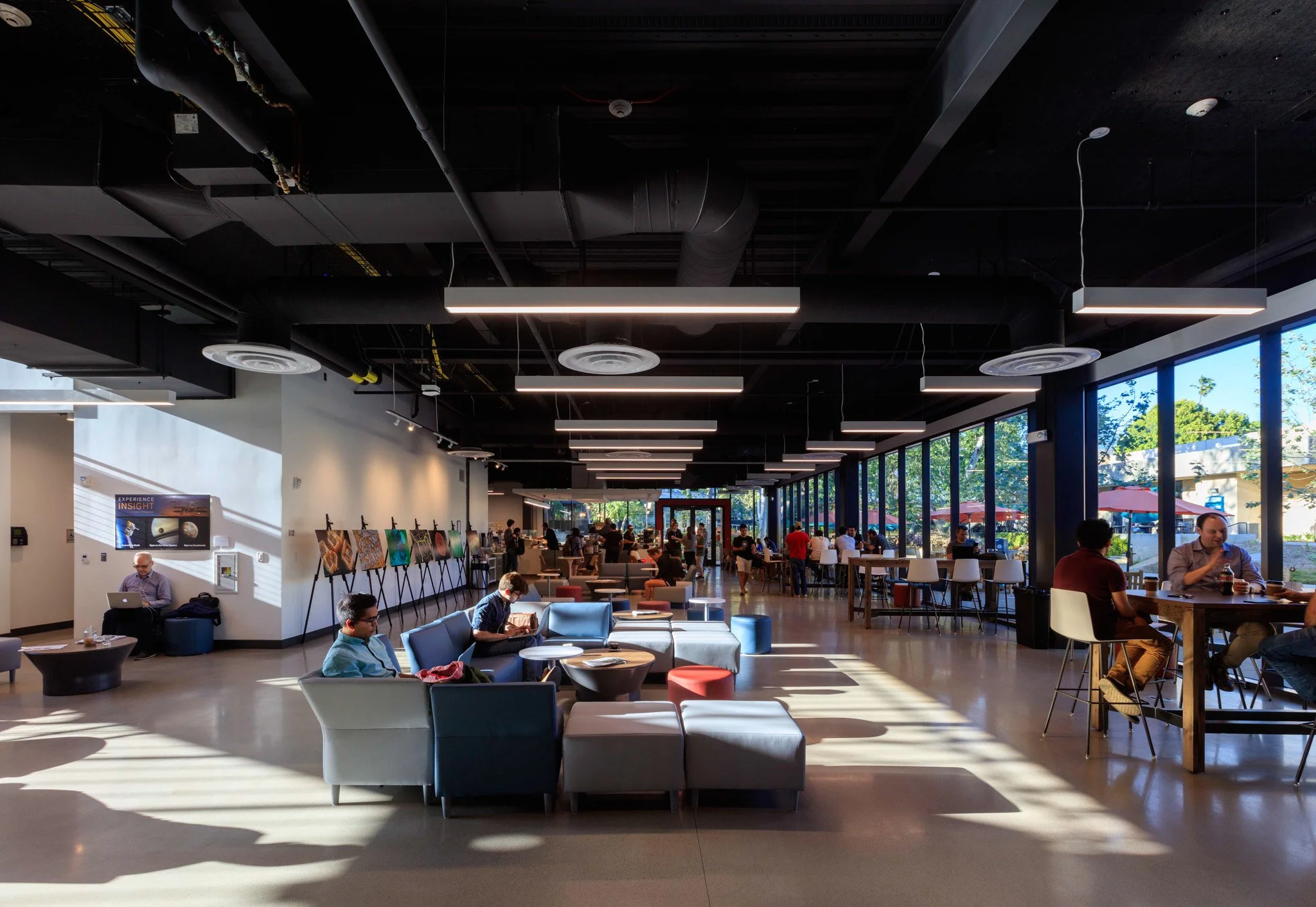 Caltech Hameetman_Interior_Lounge 1.jpg