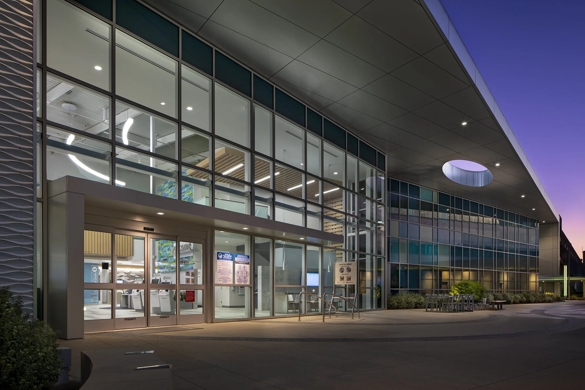 Kaiser Baldwin Park MOB_Exterior_Entrance Evening.jpg