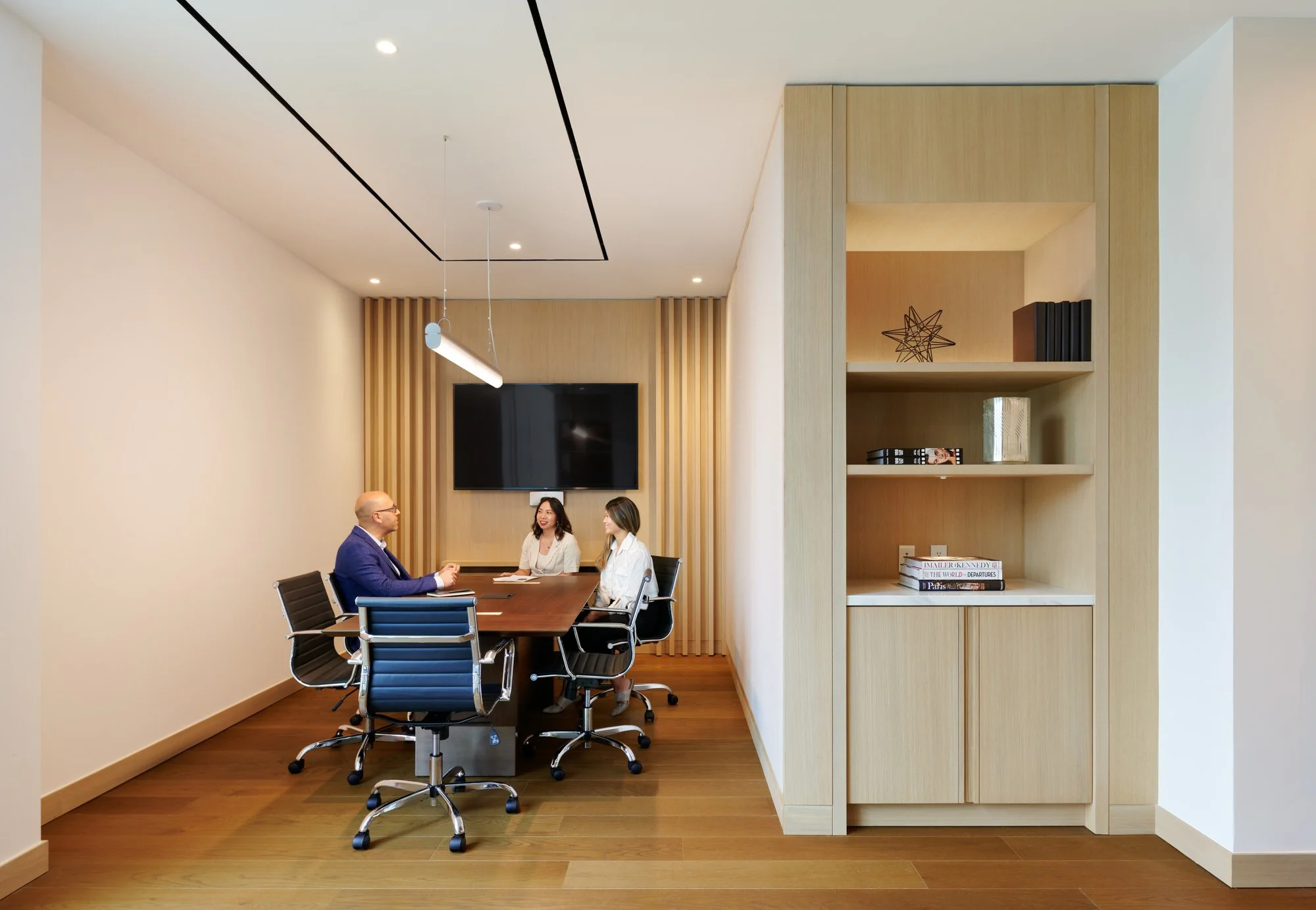 Metropolis_Interior_Conference Room 1.jpg