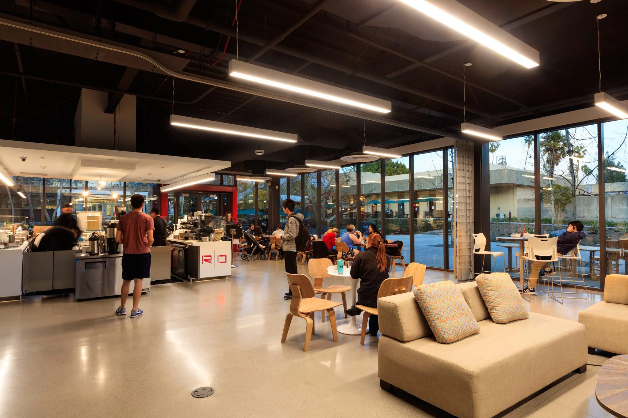 Caltech Hameetman_Interior_Cafeteria 3.jpg