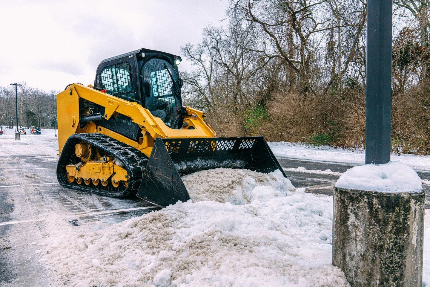 Still looking for snow removal for your commercial property? ❄️ We&rsquo;ve got you covered! With the largest crew in Saskatoon, we&rsquo;re ready to handle any snow event. Call us today to learn more.

#LocalYXE #Snow2025 #Commerical