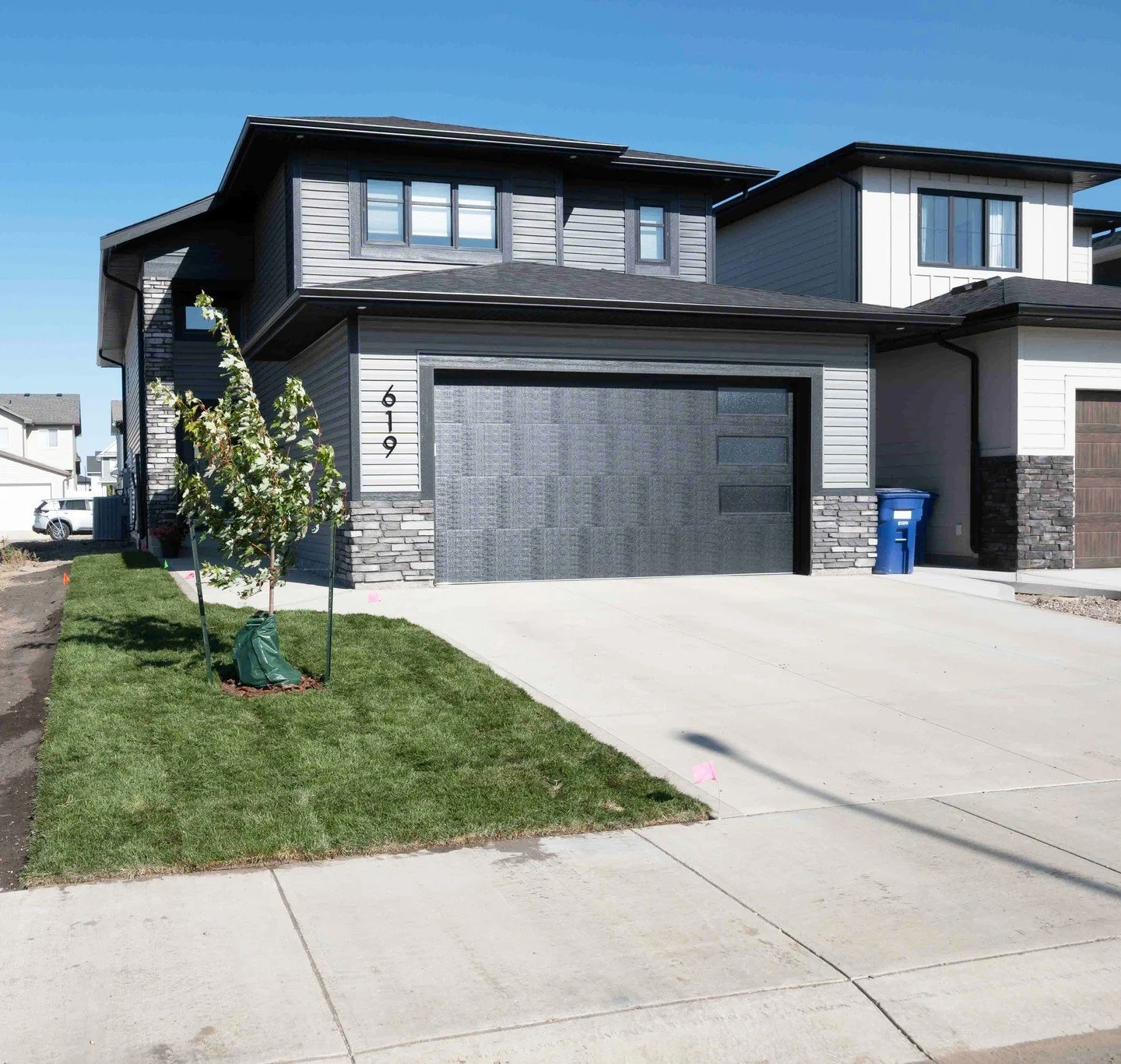 We love teaming up with @puredevelopmentsyxe to make every home shine! ✨ Here&rsquo;s to many more successful projects together.
#Landscaping #LocalYXE #Collaborations