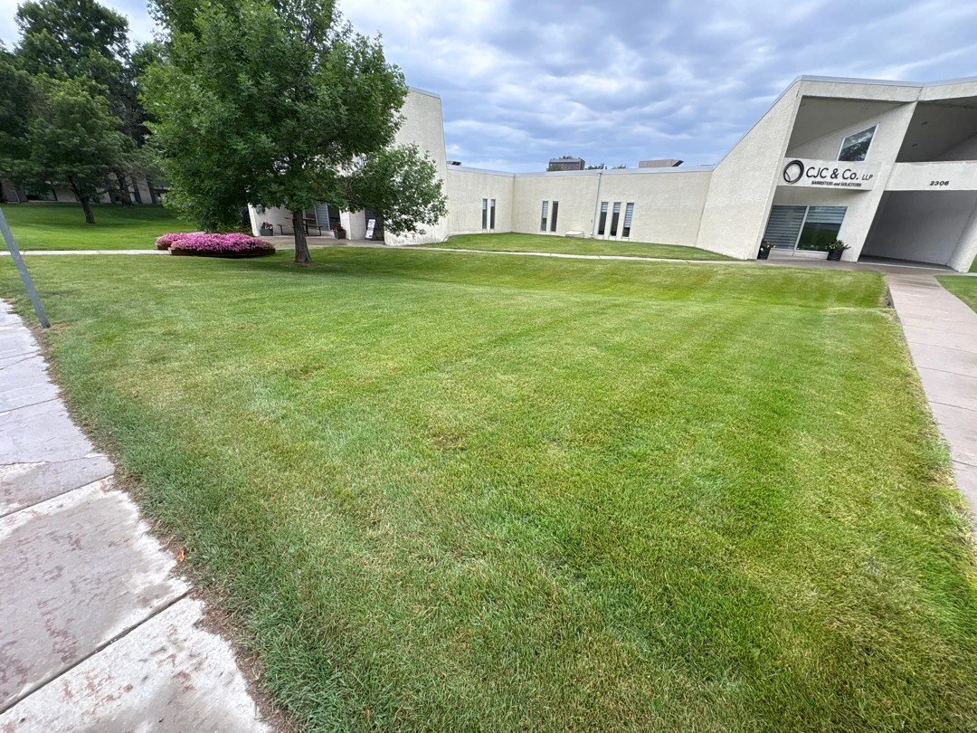 Does your commercial property need a greener lawn? 🌱 We can help!
Our signature 6-Step Fertilizer &amp; Weed Control Program helps create a healthier, greener lawn you&rsquo;ll be proud of.

#LocalYXE #CommercialServices #GreenerLawns