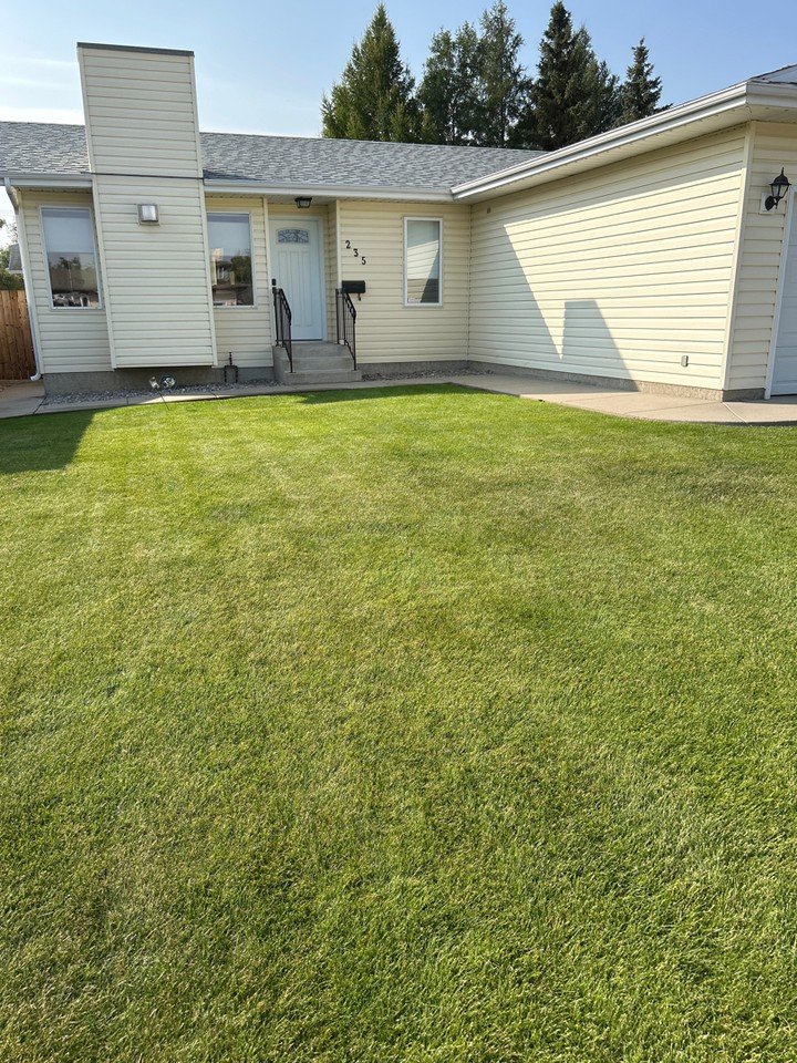 ⏰ Only two months left!
Don&rsquo;t miss your chance to save with our Spring Discount &mdash; call today to book!

#LocalYXE #Spring2026 #SpringSavings