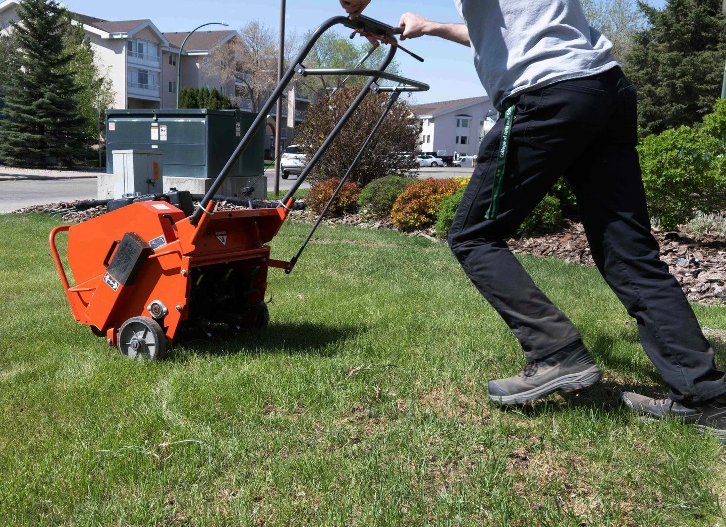 🌾 Aeration makes a difference

Breaking up compacted soil allows air, water, and nutrients to reach the roots where they&rsquo;re needed most 💧

Healthier soil = healthier lawn

#CoreAeration #LawnCareTips #ThickGrass #HealthyYard