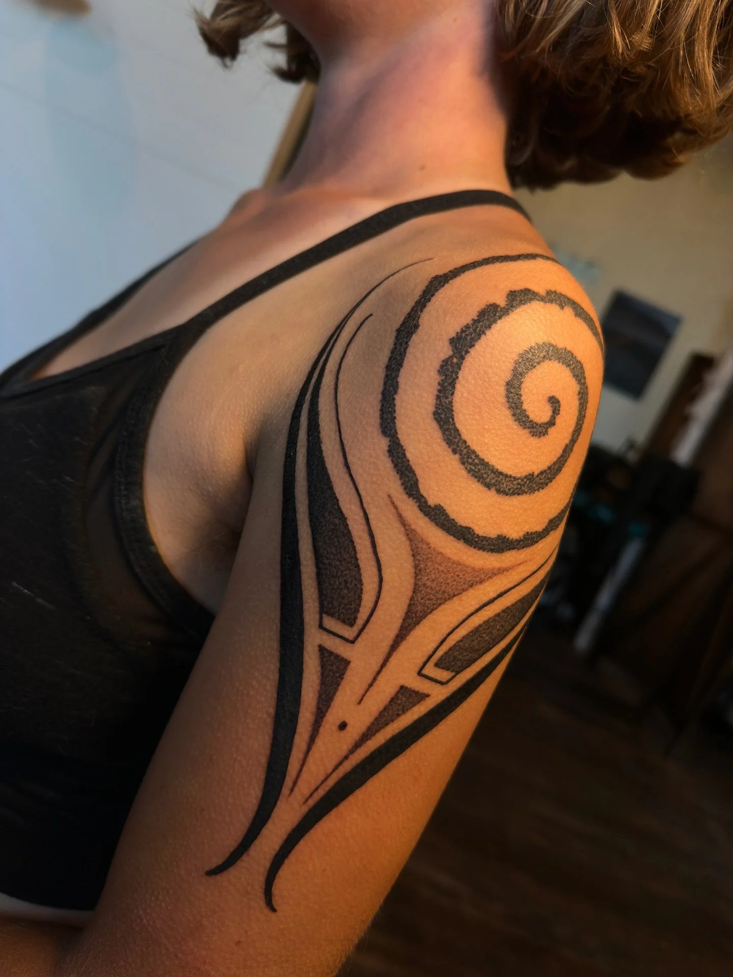 a favorite of mine from last week at @melontrout.tattoo - thank you mary for trusting me with your first tattoos, you wear them well. \ 🌀 /