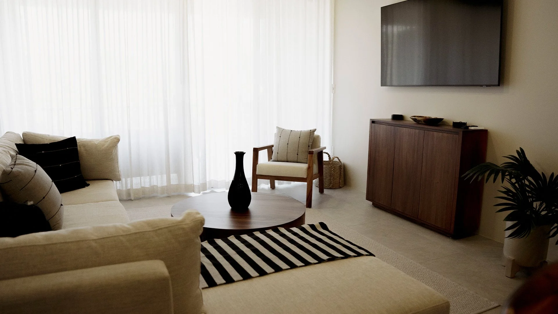 Mesa de trabajo 1-1.jpg