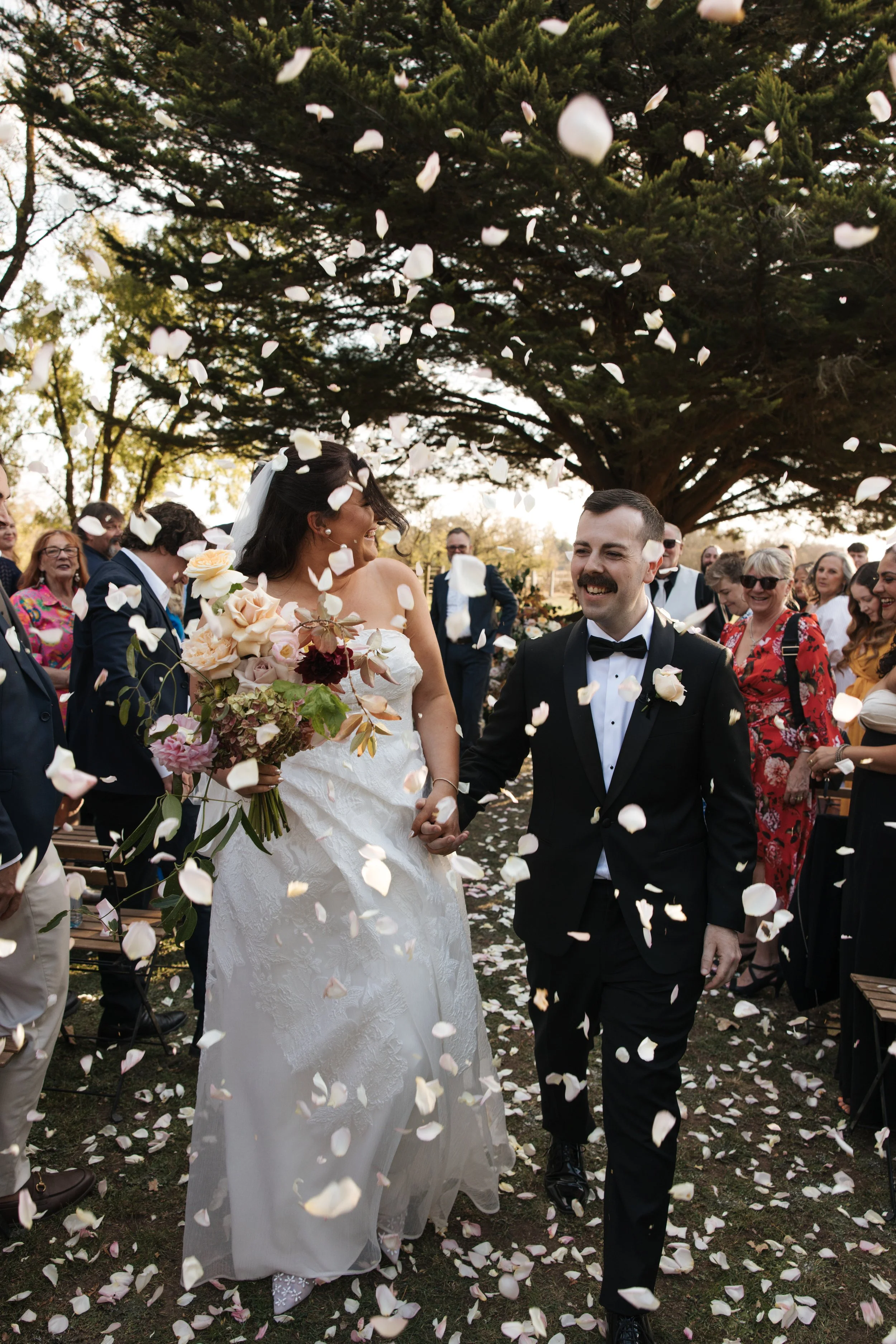 JESS & EZRA PREVIEWS-29.jpg
